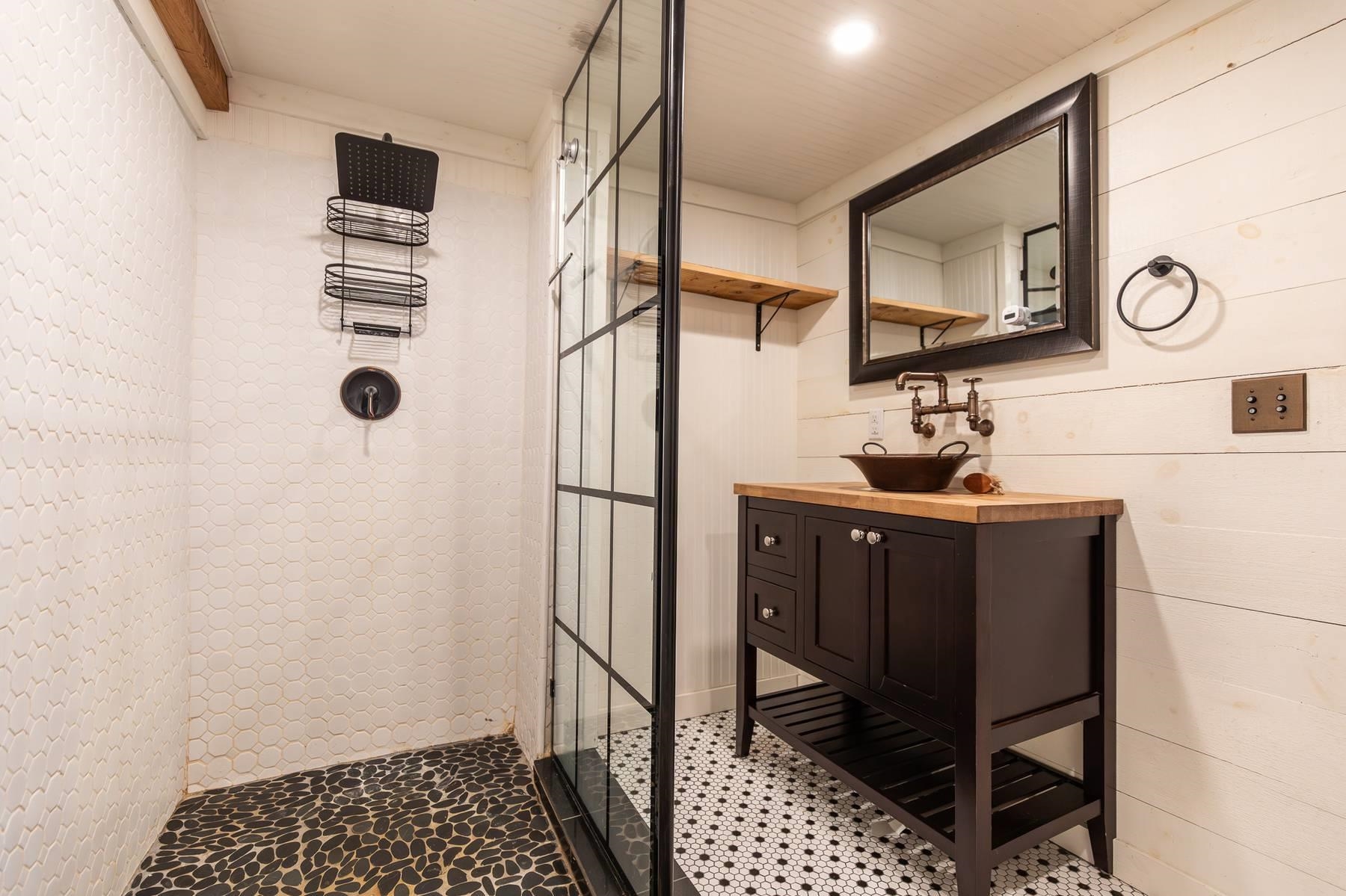 395 Ashby Road New Ipswich, NH 03071 - Photo 30 of 59