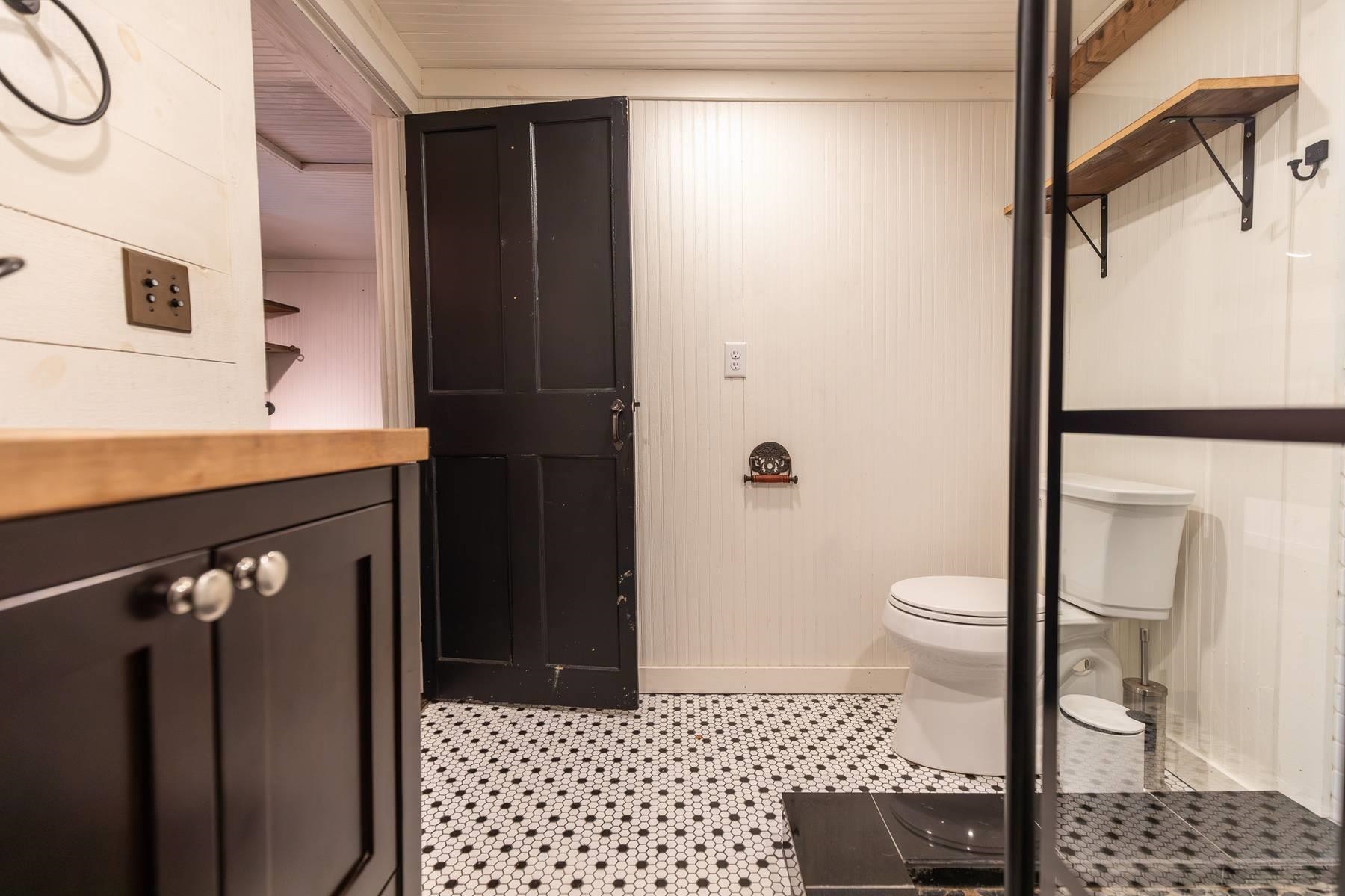 395 Ashby Road New Ipswich, NH 03071 - Photo 31 of 59