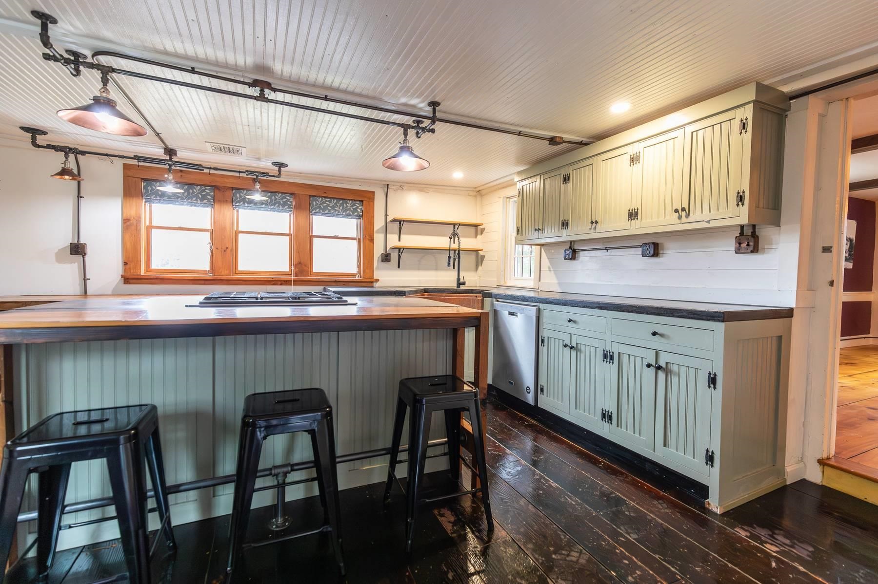 395 Ashby Road New Ipswich, NH 03071 - Photo 37 of 59