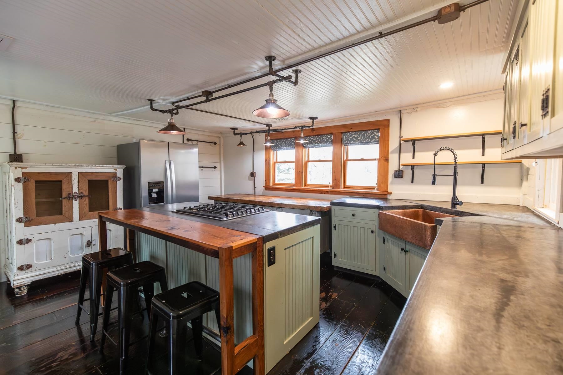 395 Ashby Road New Ipswich, NH 03071 - Photo 4 of 59