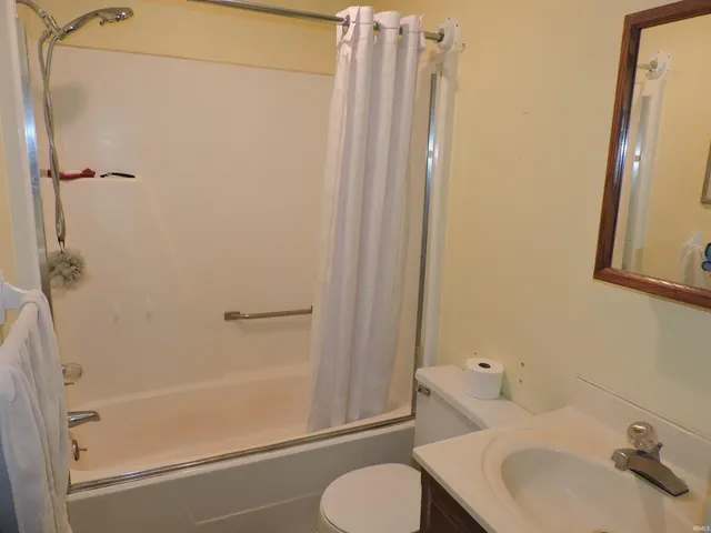 $222,000 | 3639 South Bruner Road, Warsaw, IN 46580