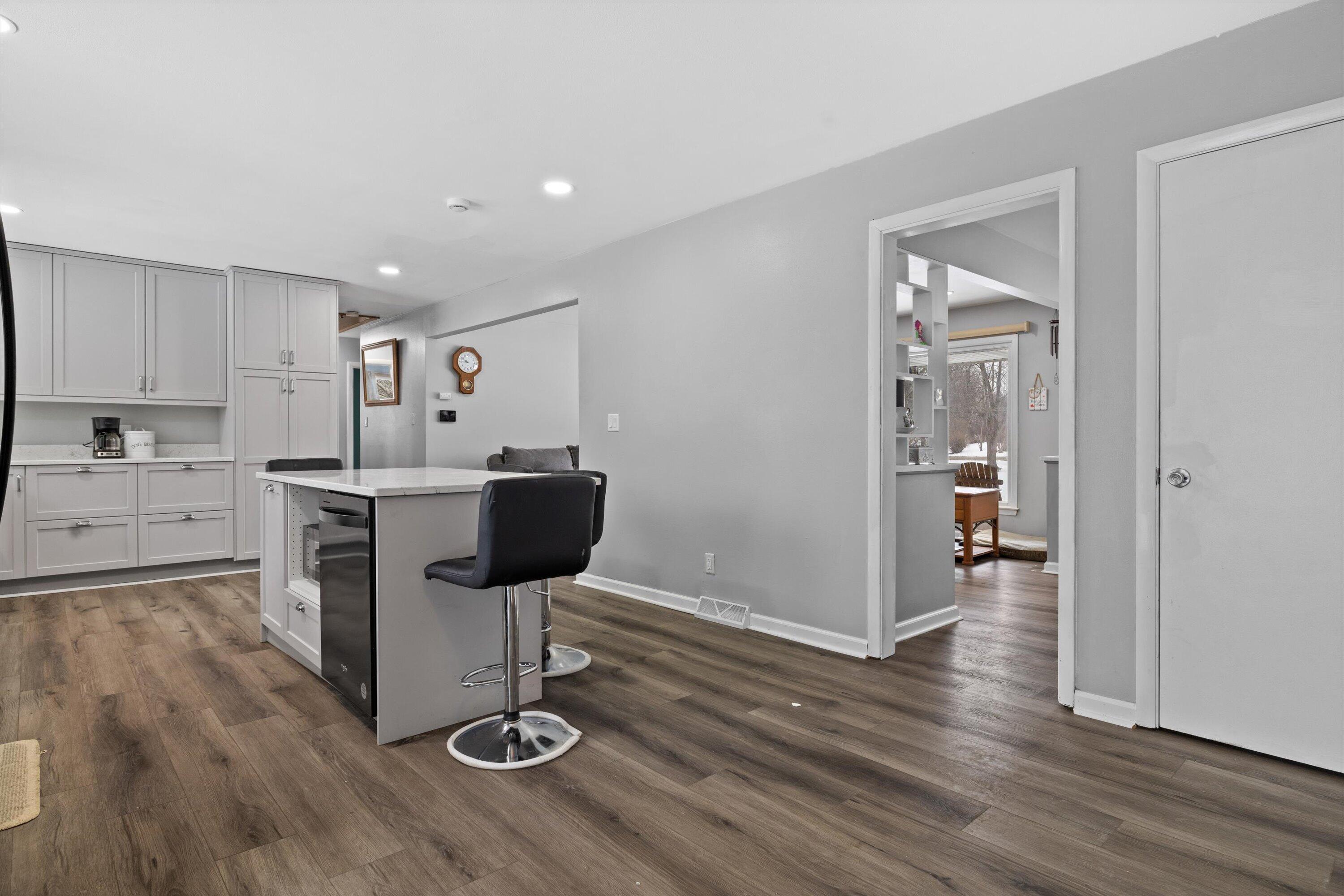 W124S8276 North Cape Road Muskego, WI 53150 - Photo 12 of 44 Kitchen