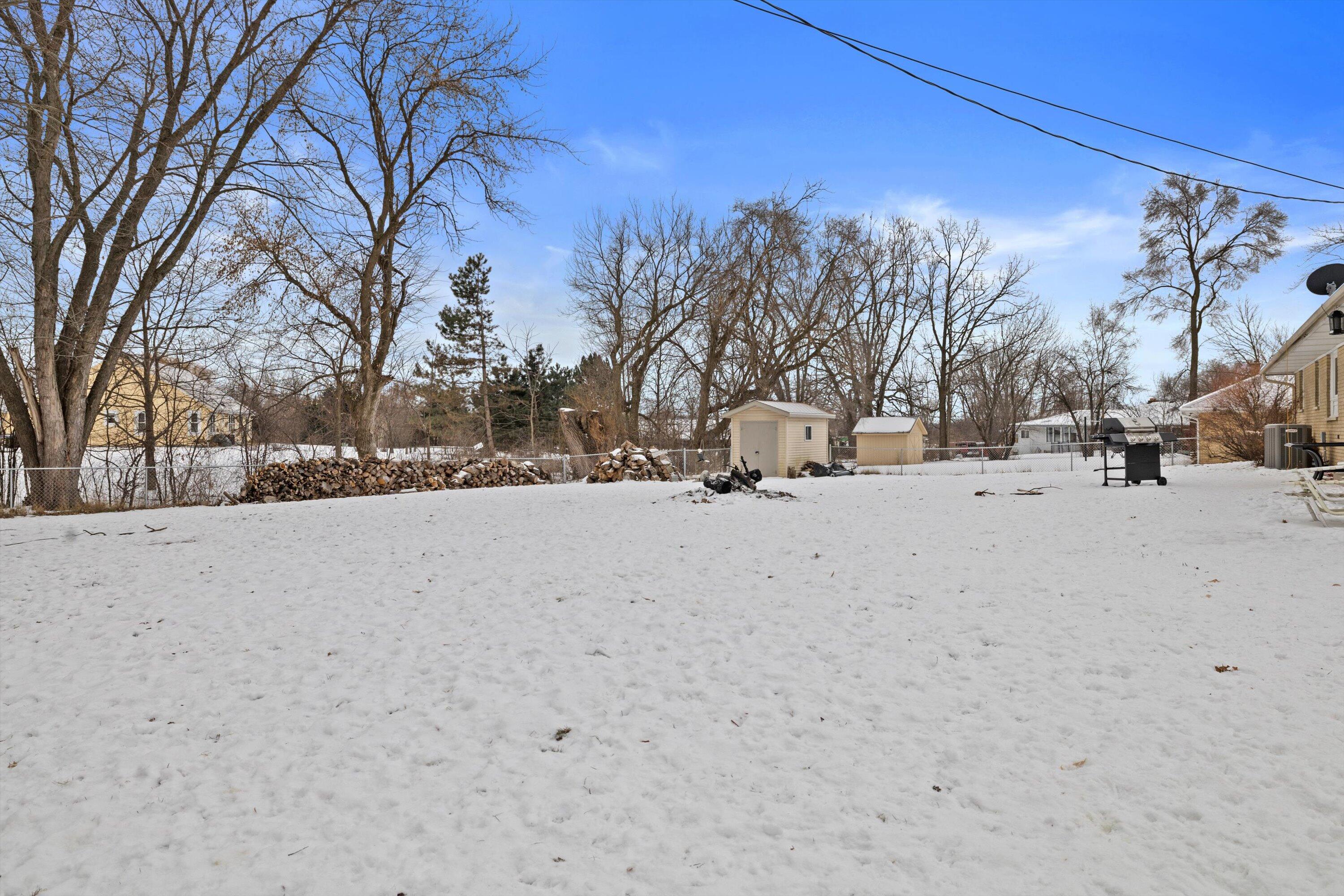 W124S8276 North Cape Road Muskego, WI 53150 - Photo 30 of 44 Back yard