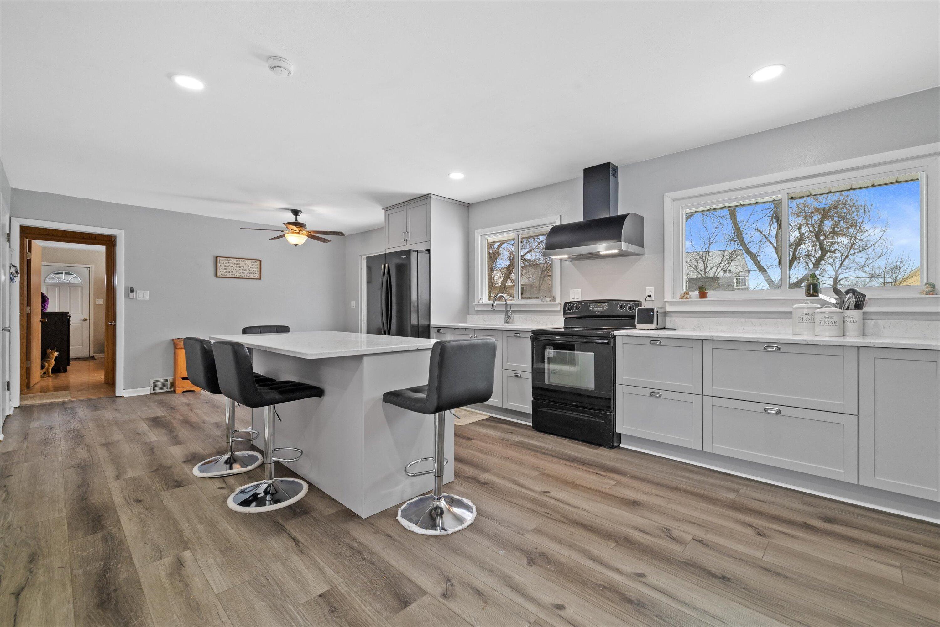 W124S8276 North Cape Road Muskego, WI 53150 - Photo 7 of 44 Kitchen