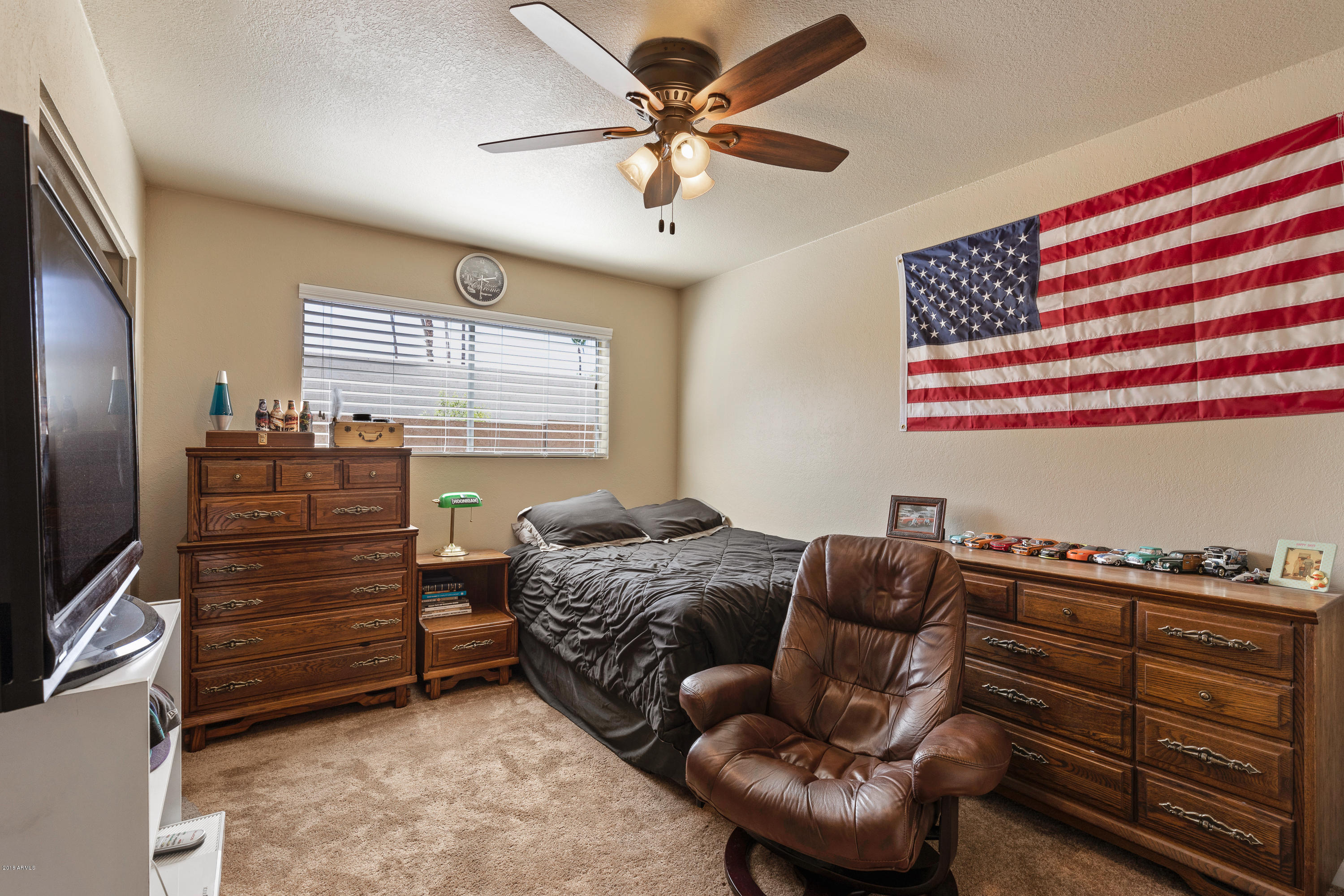 349 East Deepdale Road Phoenix, AZ 85022 - Photo 19 of 25 019_Guest Room
