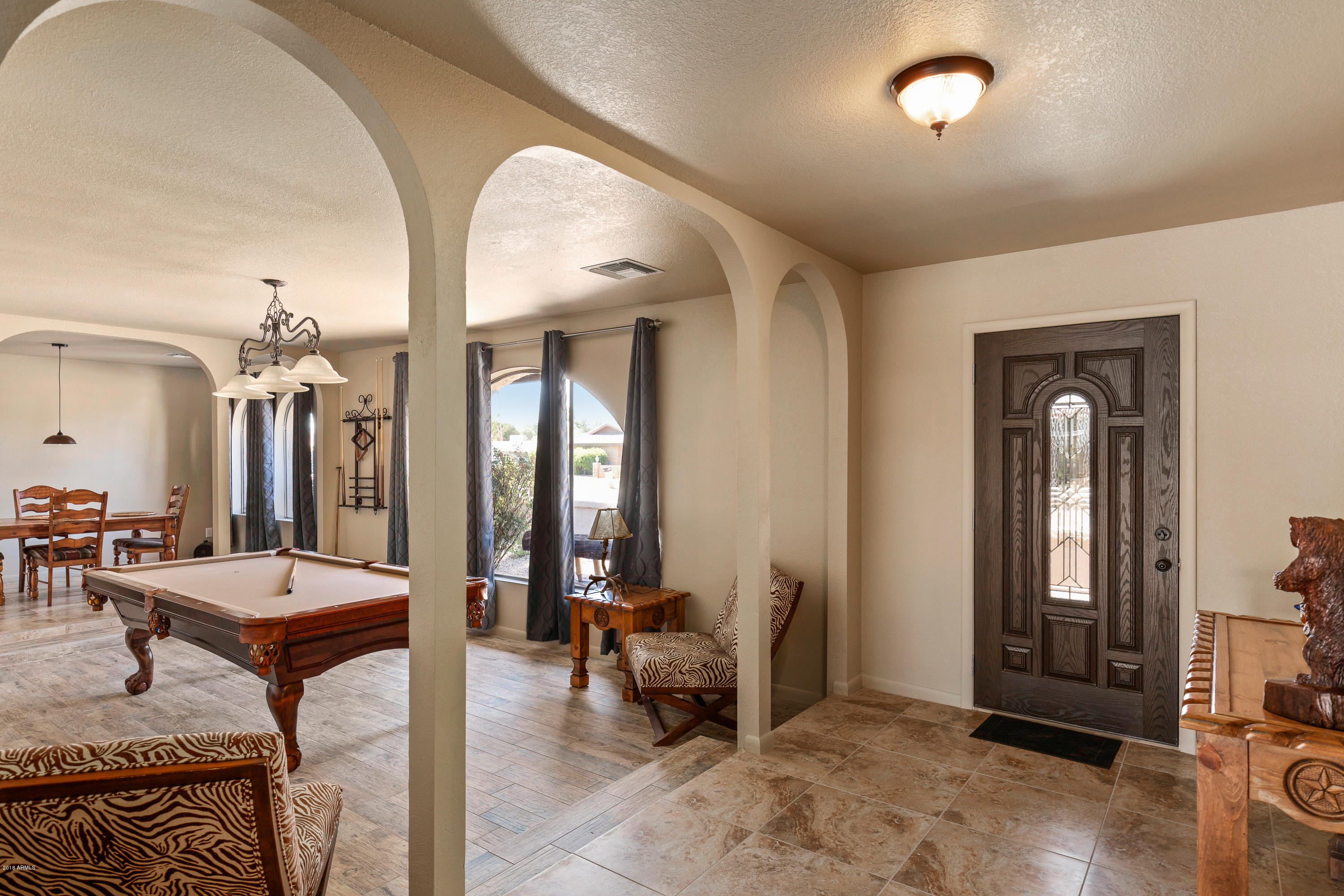 349 East Deepdale Road Phoenix, AZ 85022 - Photo 4 of 25 004_Entry And Formal Living