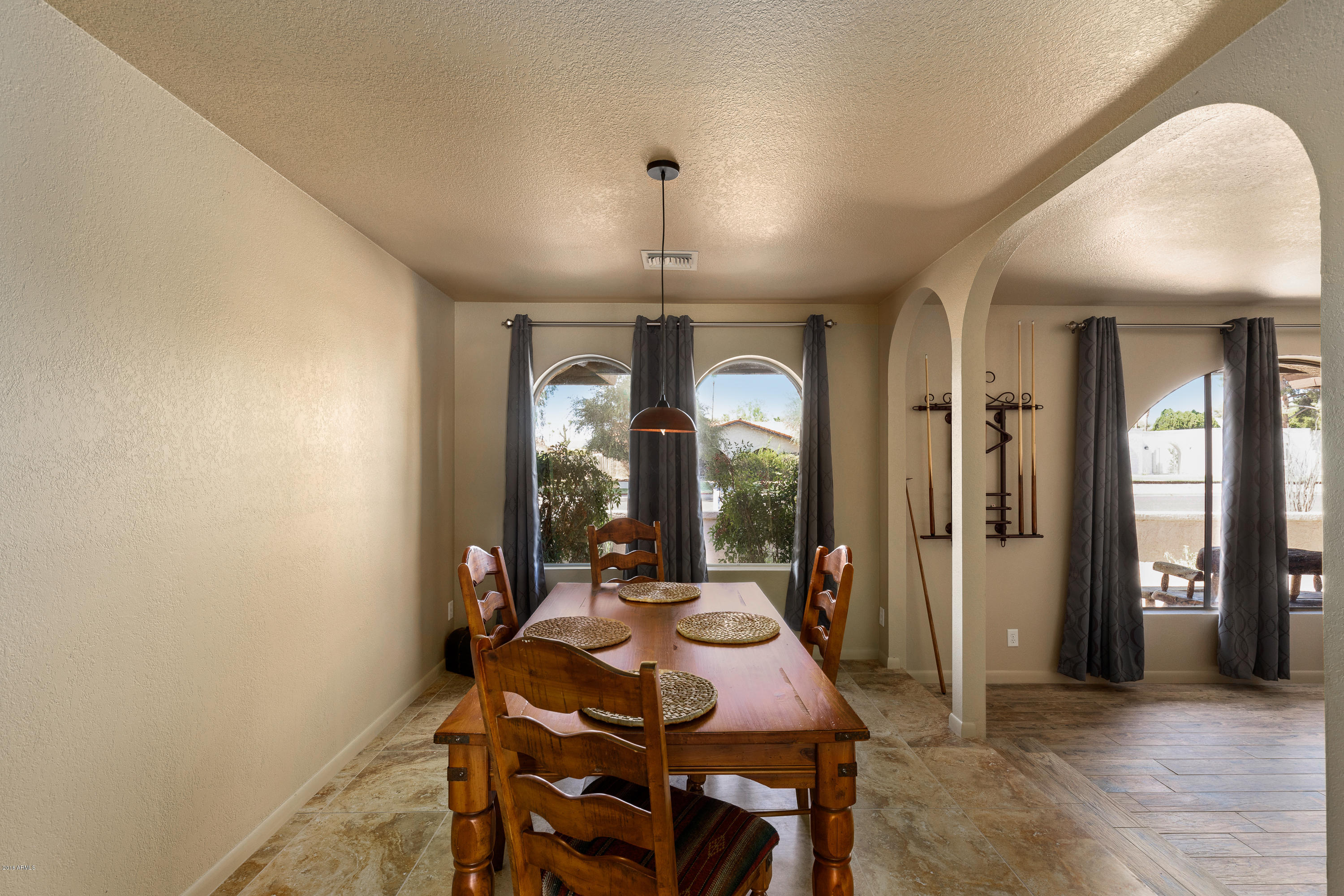 349 East Deepdale Road Phoenix, AZ 85022 - Photo 7 of 25 007_Dining
