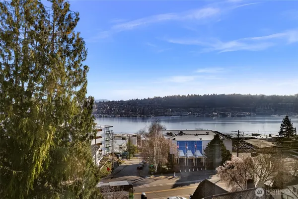 $350,000 | 655 Crockett Street, Unit B304, Seattle, WA 98109