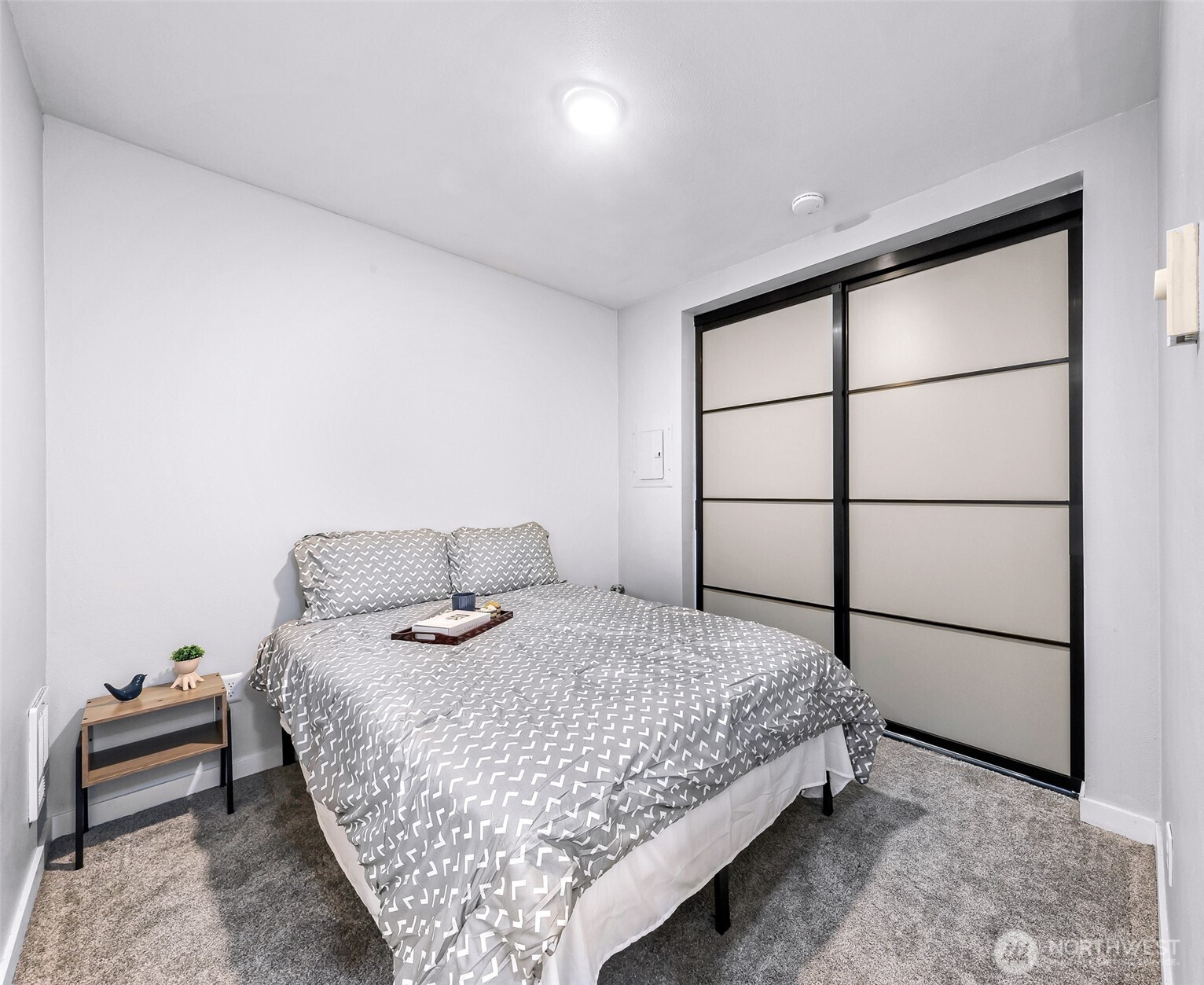655 Crockett Street, Unit B304 Seattle, WA 98109 - Photo 15 of 32