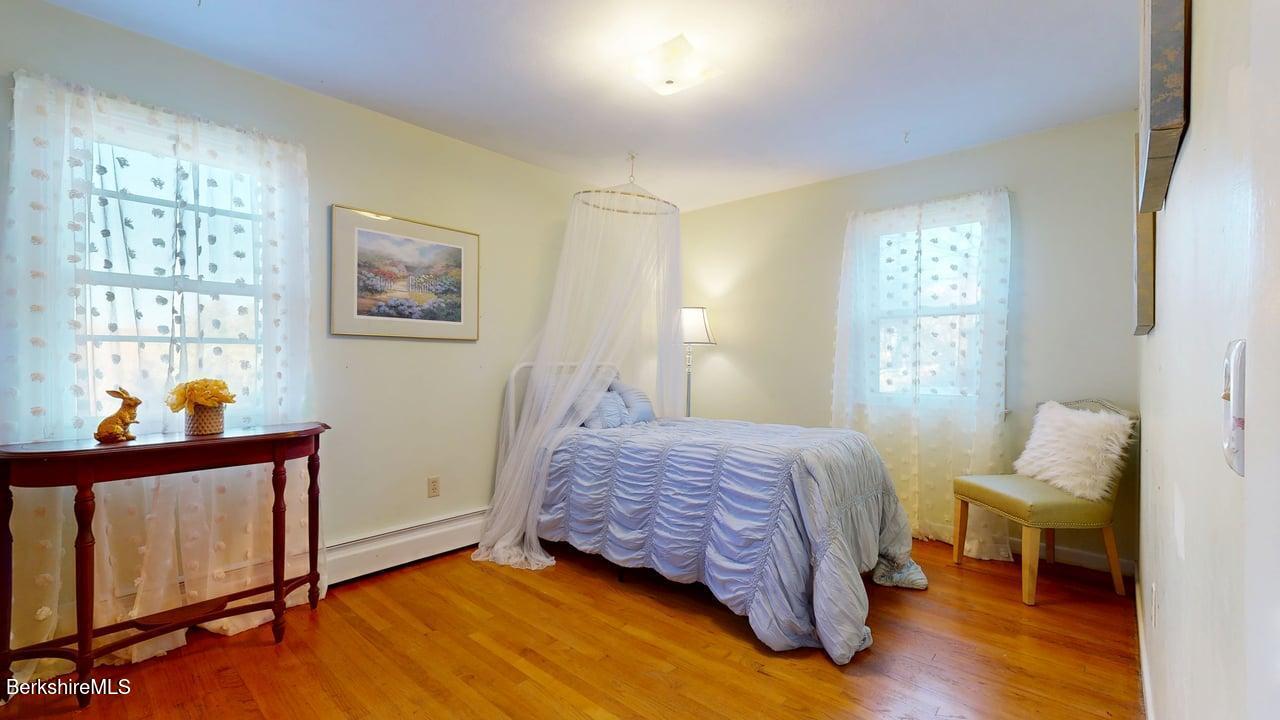 612 East New Lenox Road Pittsfield, MA 01201 - Photo 24 of 43 Bed B 1