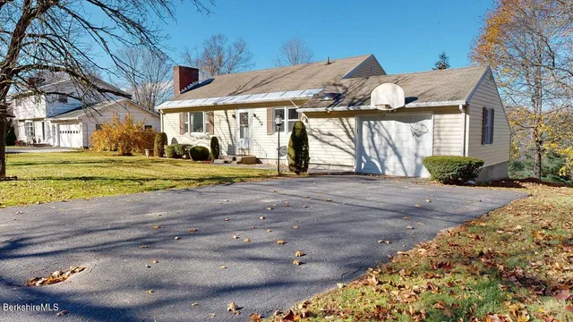 $350,000 | 612 East New Lenox Road, Pittsfield, MA 01201