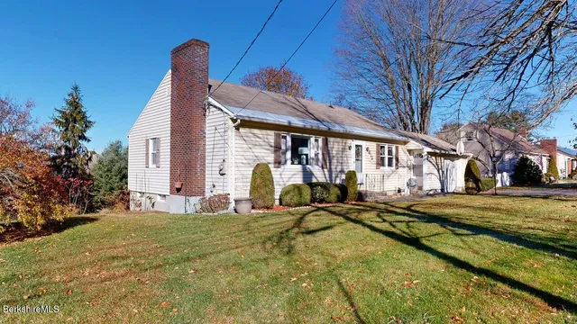 $350,000 | 612 East New Lenox Road, Pittsfield, MA 01201