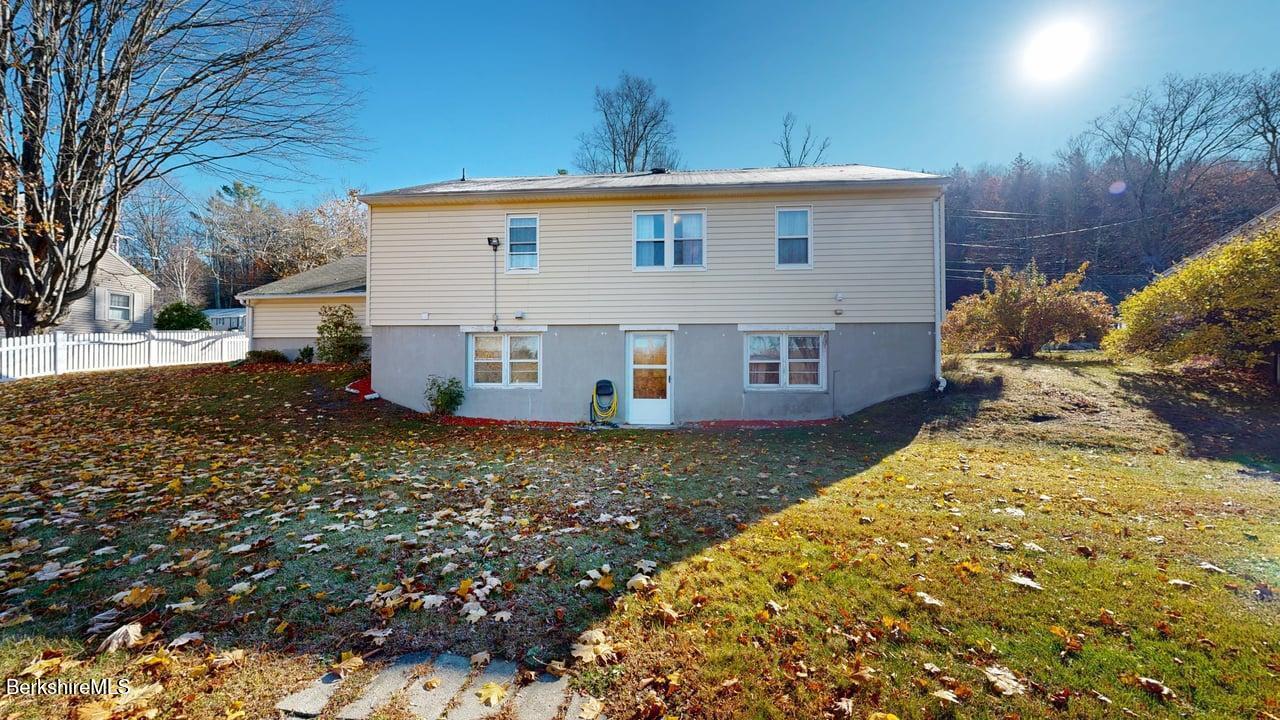 612 East New Lenox Road Pittsfield, MA 01201 - Photo 7 of 43 Ext Back 2