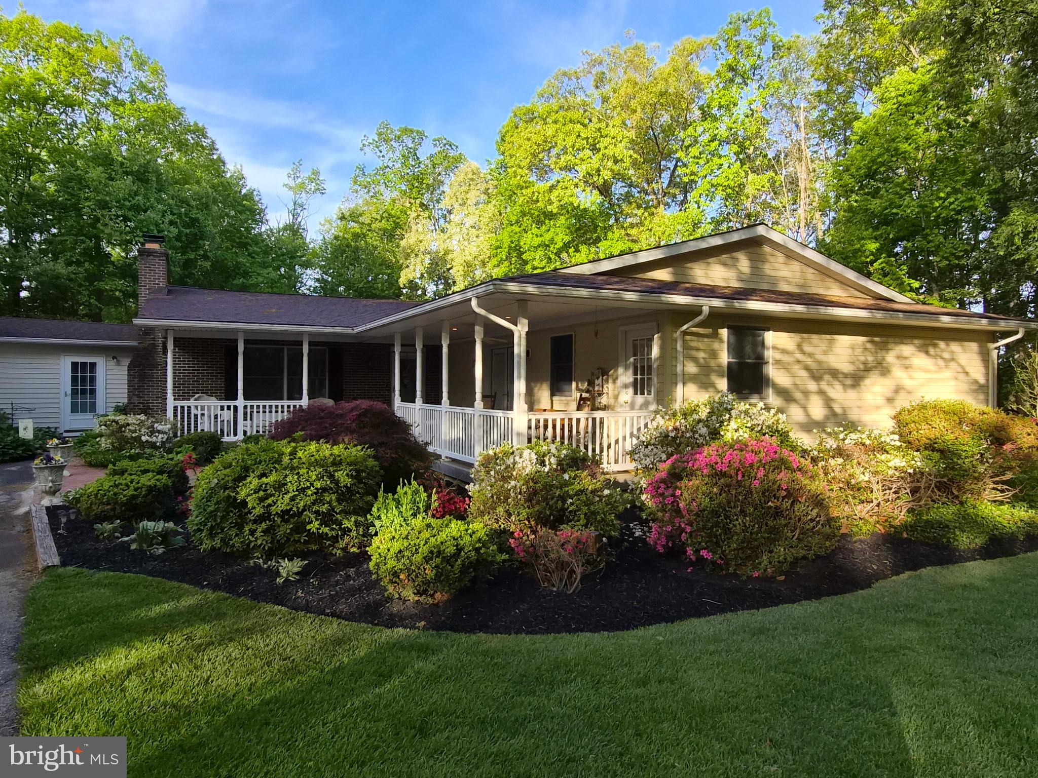 2404 Braddock Road Mount Airy, MD 21771 - Photo 3 of 8 Beautiful gardens