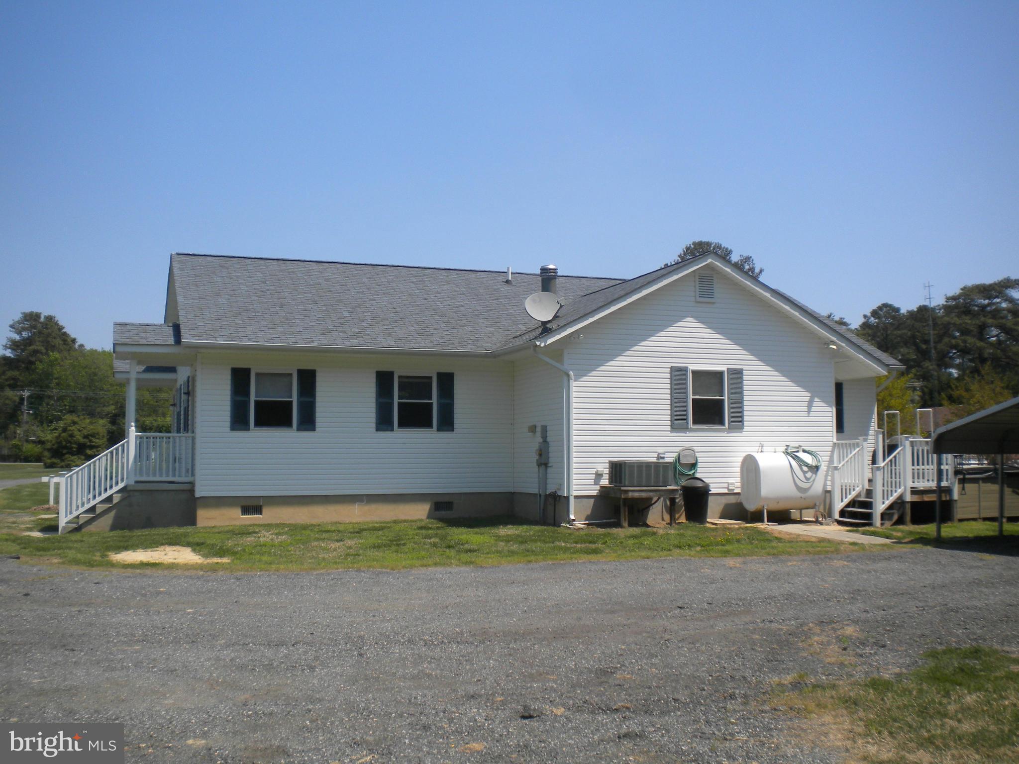 17325 Piney Point Road Piney Point, MD 20674 - Photo 2 of 3 Exterior (Rear)