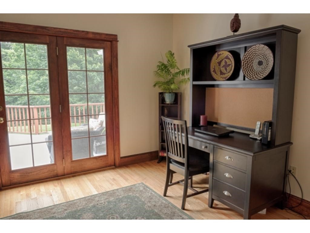 261 Chapman Road Keene, NH 03431 - Photo 17 of 33