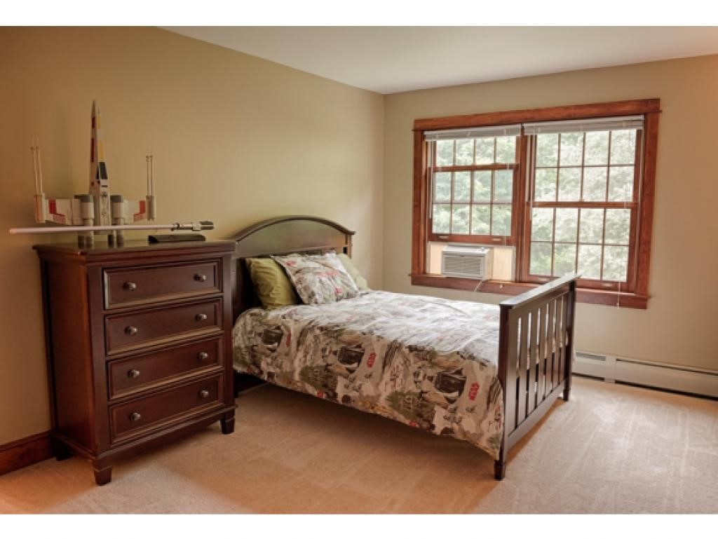 261 Chapman Road Keene, NH 03431 - Photo 23 of 33