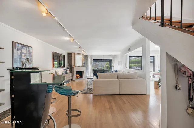 $1,179,900 | 1218 South Westlake Boulevard, Unit A, Westlake Village, CA 91361