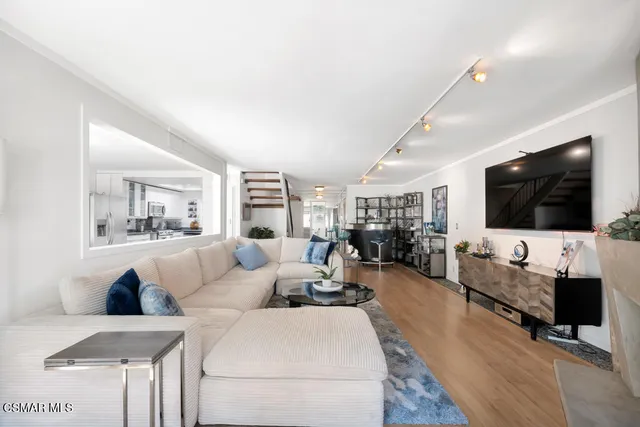 $1,179,900 | 1218 South Westlake Boulevard, Unit A, Westlake Village, CA 91361