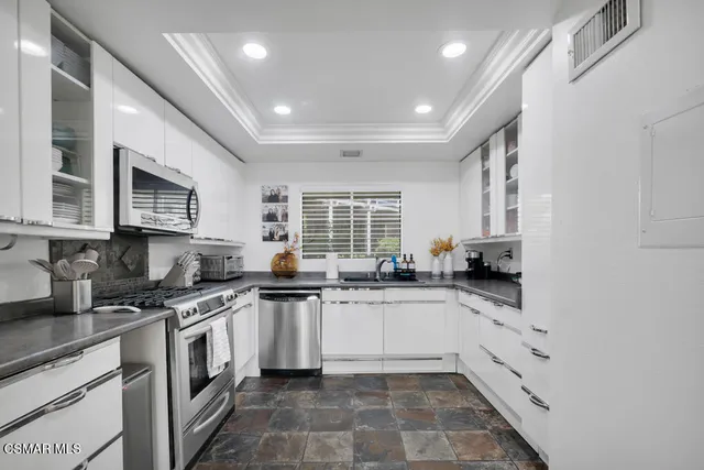 $1,179,900 | 1218 South Westlake Boulevard, Unit A, Westlake Village, CA 91361