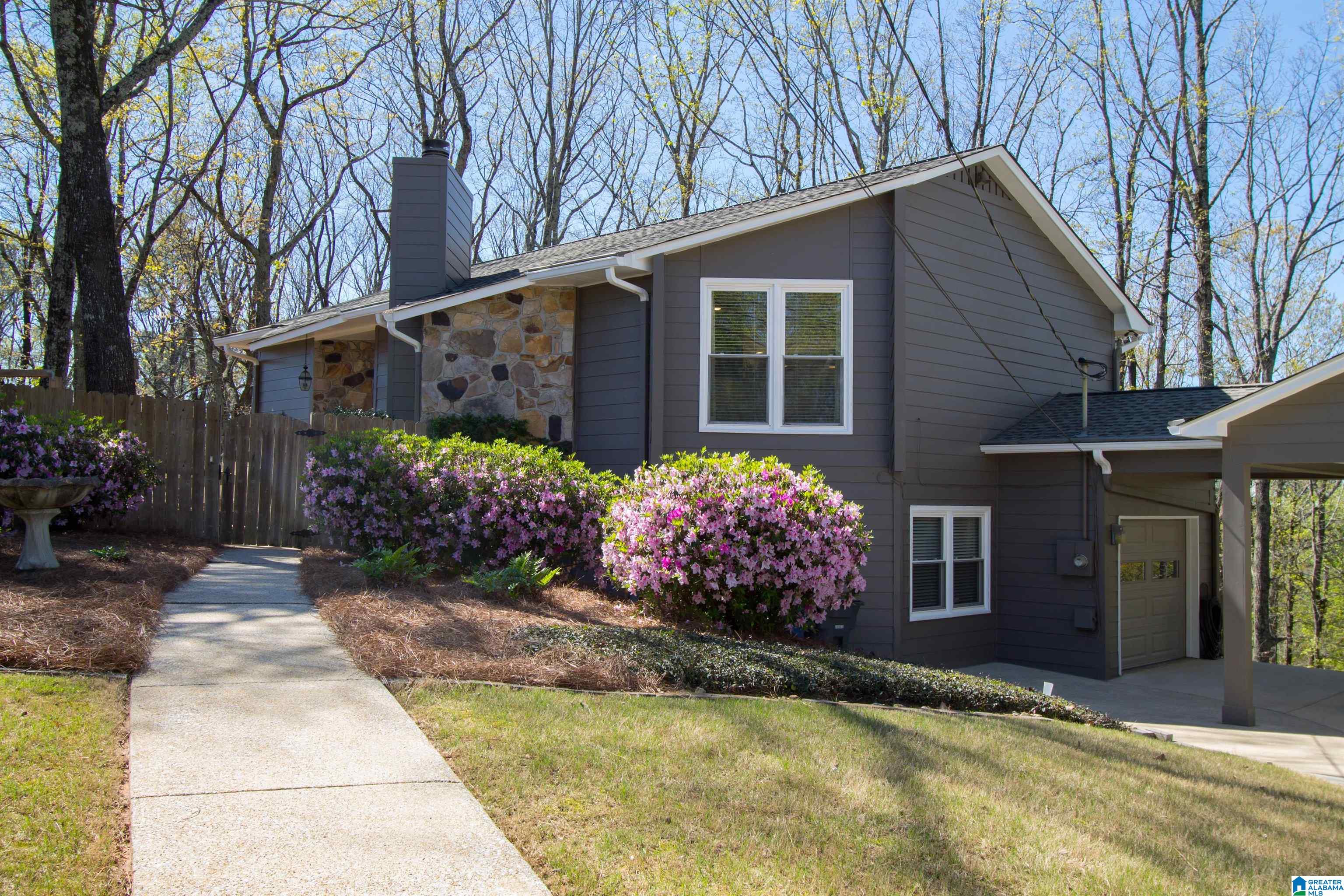 3902 South Shades Crest Road Birmingham, AL 35244 - Photo 3 of 20