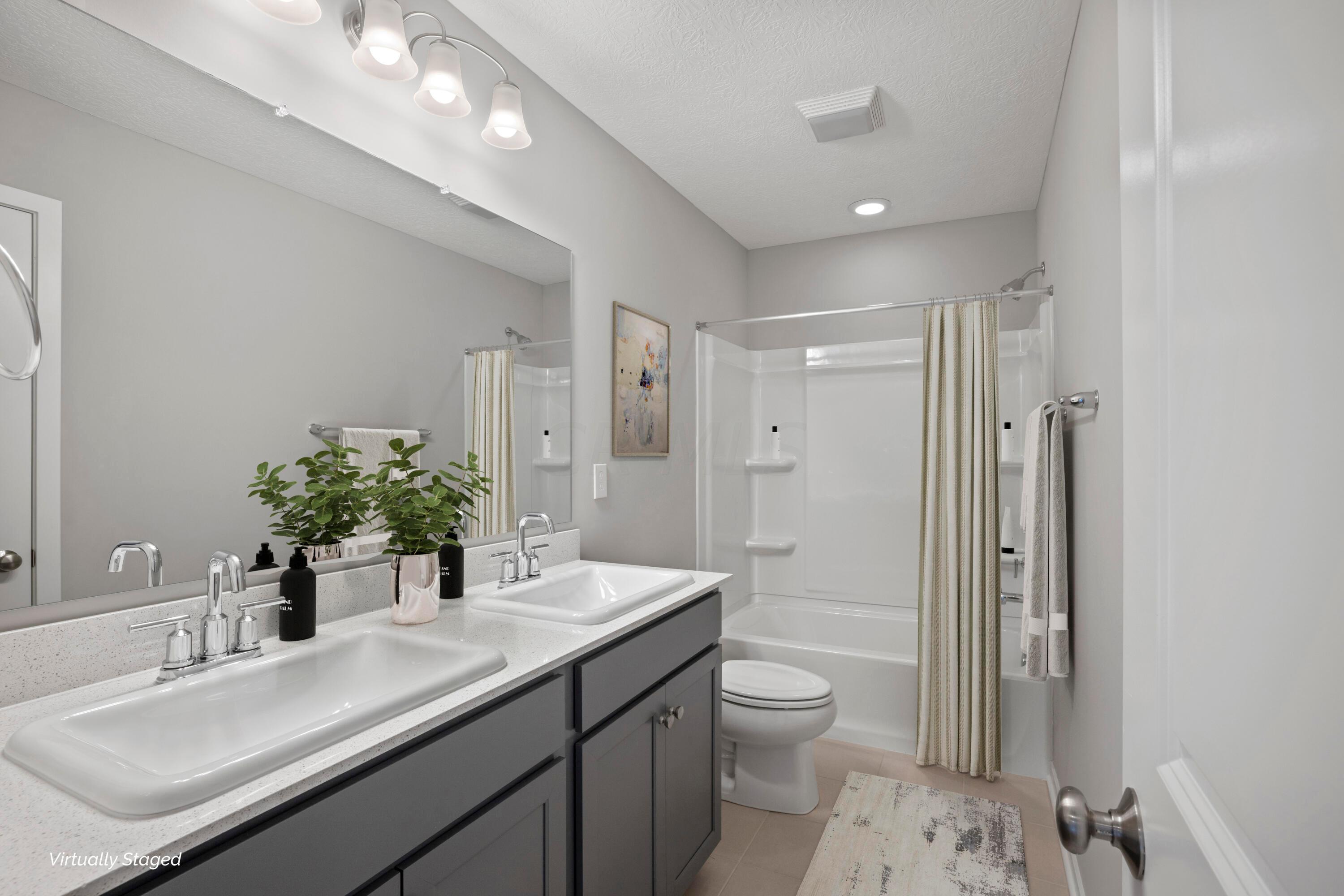 411 Colonial Club Road Commercial Point, OH 43116 - Photo 9 of 22 Bathroom