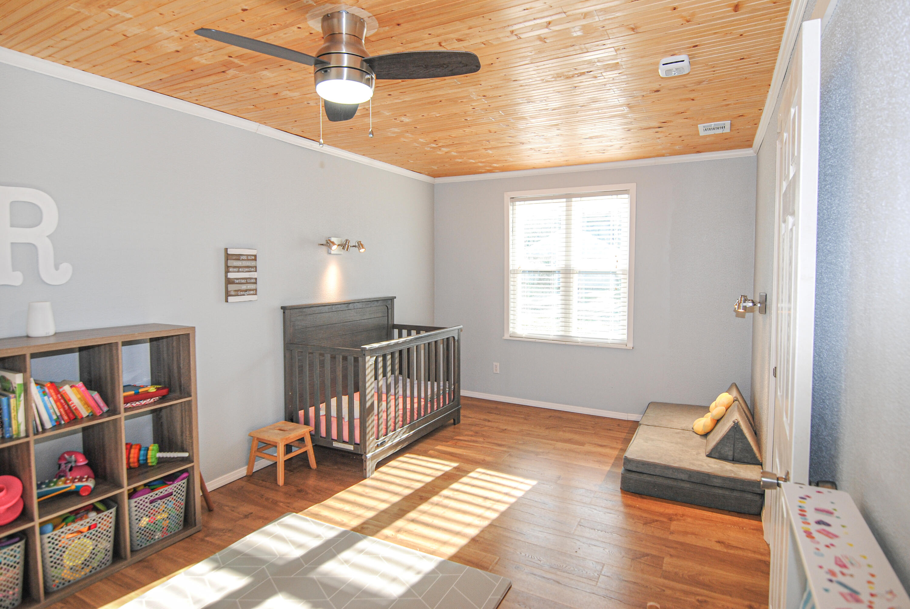132 Lancashire Road Summerville, SC 29486 - Photo 3 of 15 DSC_0408