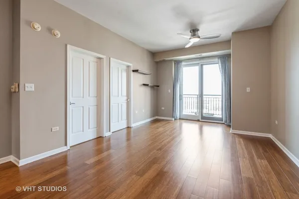 $3,495 | 828 West Grace Street, Unit 1304, Chicago, IL 60613