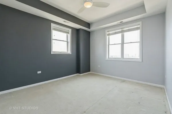 $3,495 | 828 West Grace Street, Unit 1304, Chicago, IL 60613