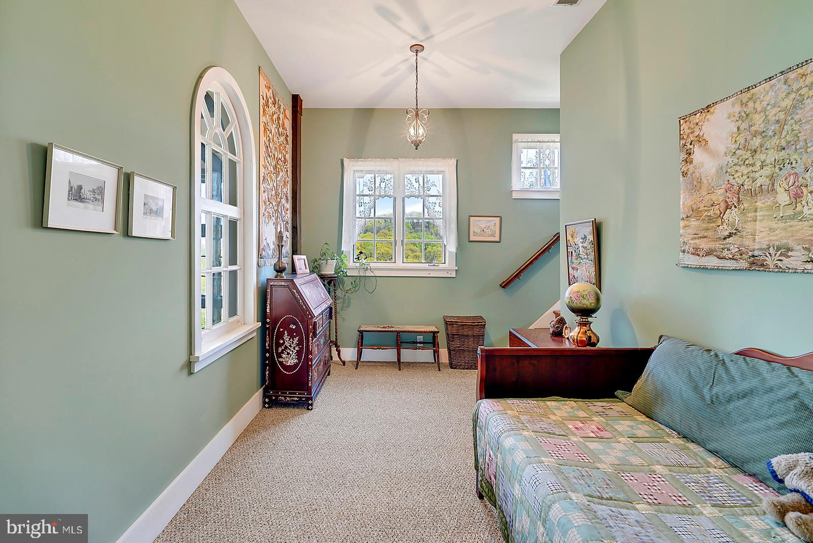 2283 Leeds Manor Road Markham, VA 22643 - Photo 23 of 45 Sitting~Area in Master Bedroom