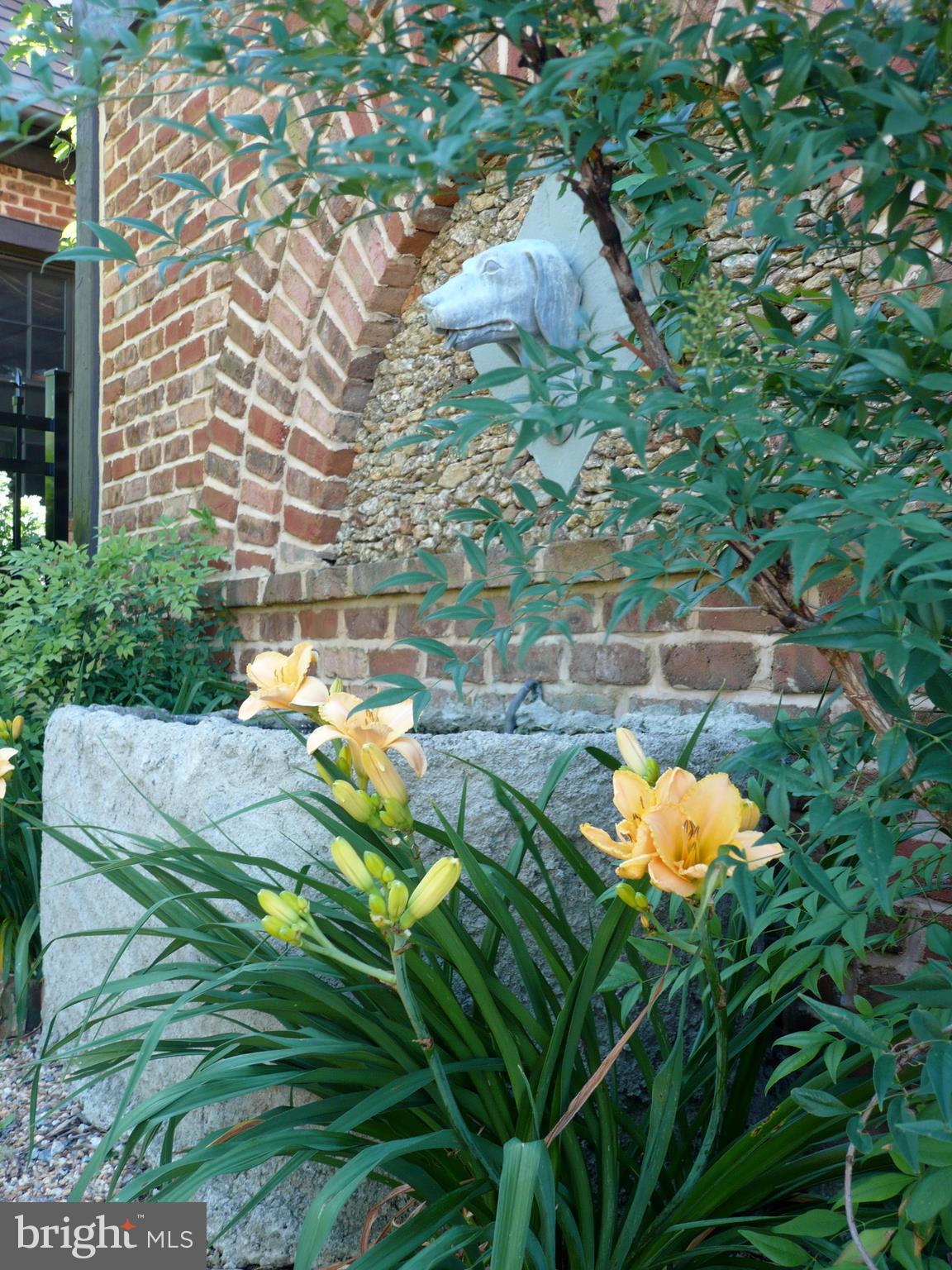 2283 Leeds Manor Road Markham, VA 22643 - Photo 40 of 45 Custom Brick Work & Fountain
