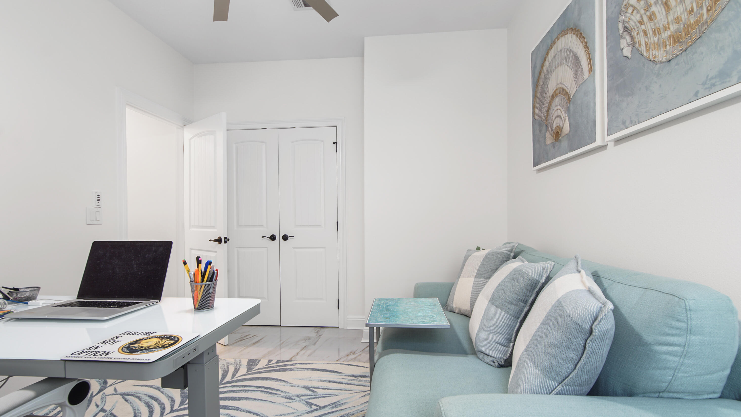 123 Big Oak Lane Santa Rosa Beach, FL 32459 - Photo 31 of 50 a workspace with furniture and screen