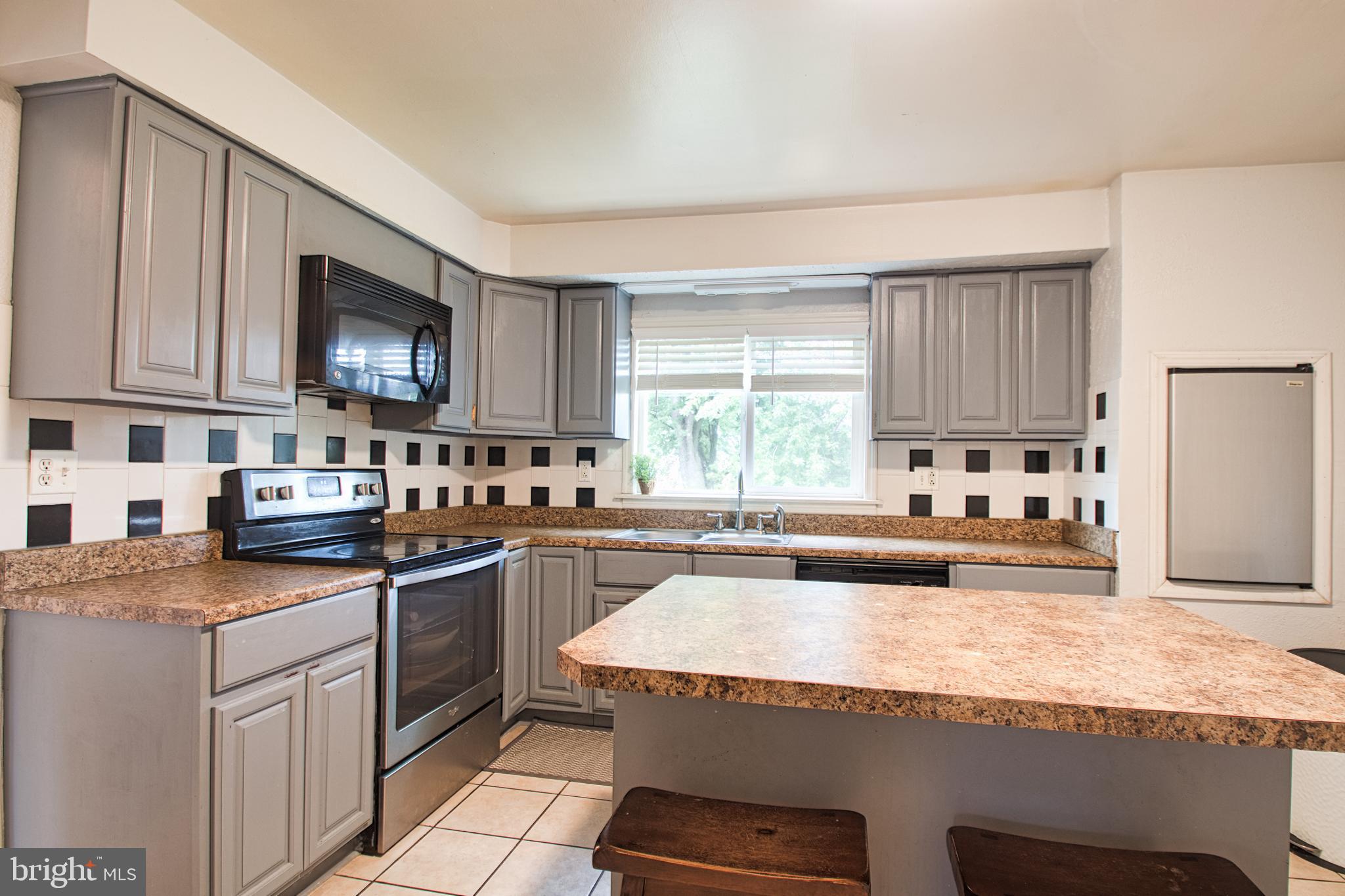 904 Cropwell Road Cherry Hill, NJ 08003 - Photo 11 of 31 Gallery Image 11