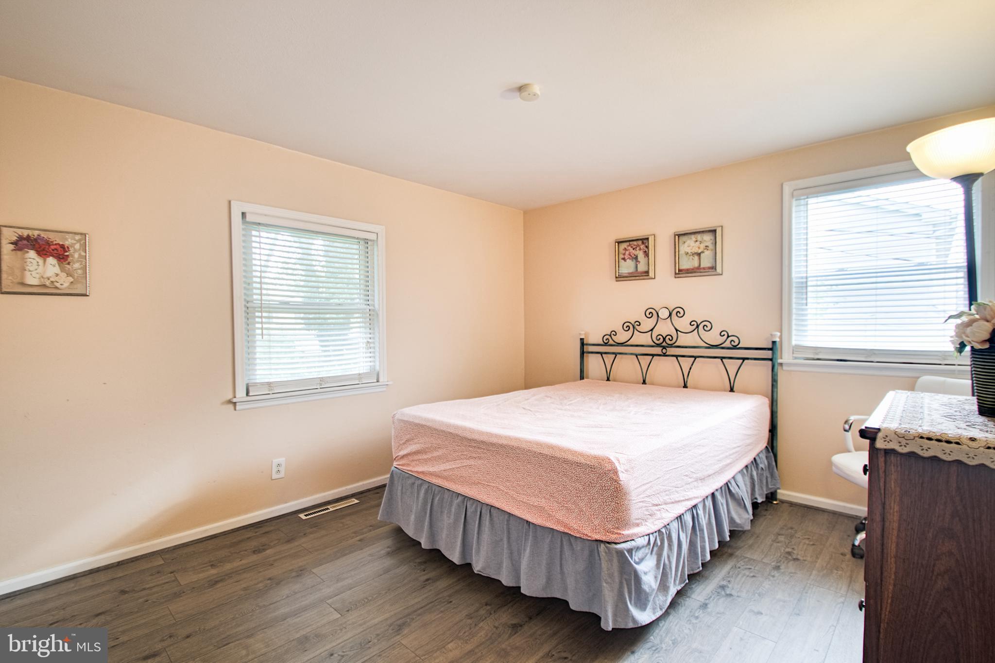 904 Cropwell Road Cherry Hill, NJ 08003 - Photo 14 of 31 Gallery Image 14