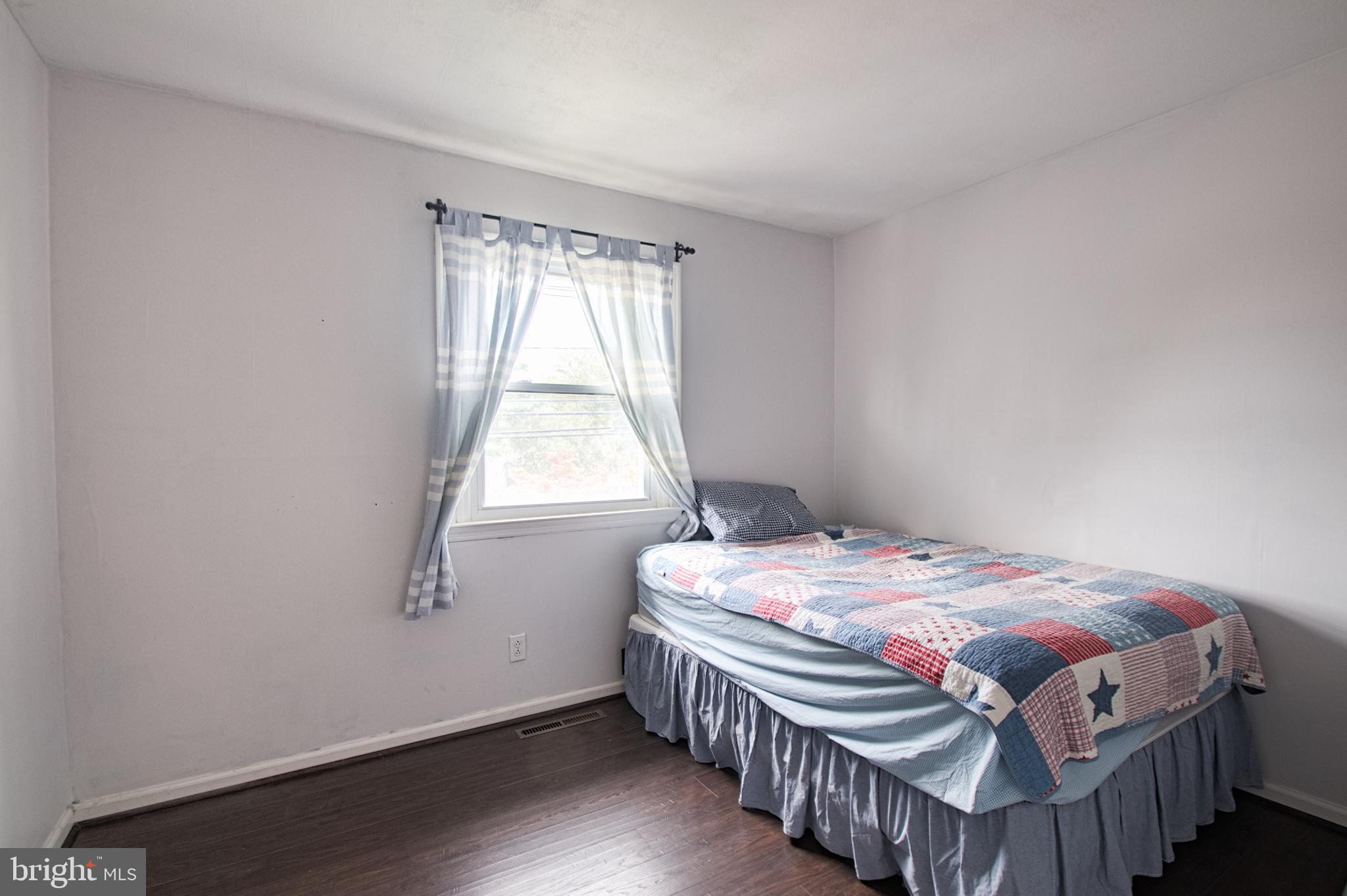 904 Cropwell Road Cherry Hill, NJ 08003 - Photo 18 of 31 Gallery Image 18