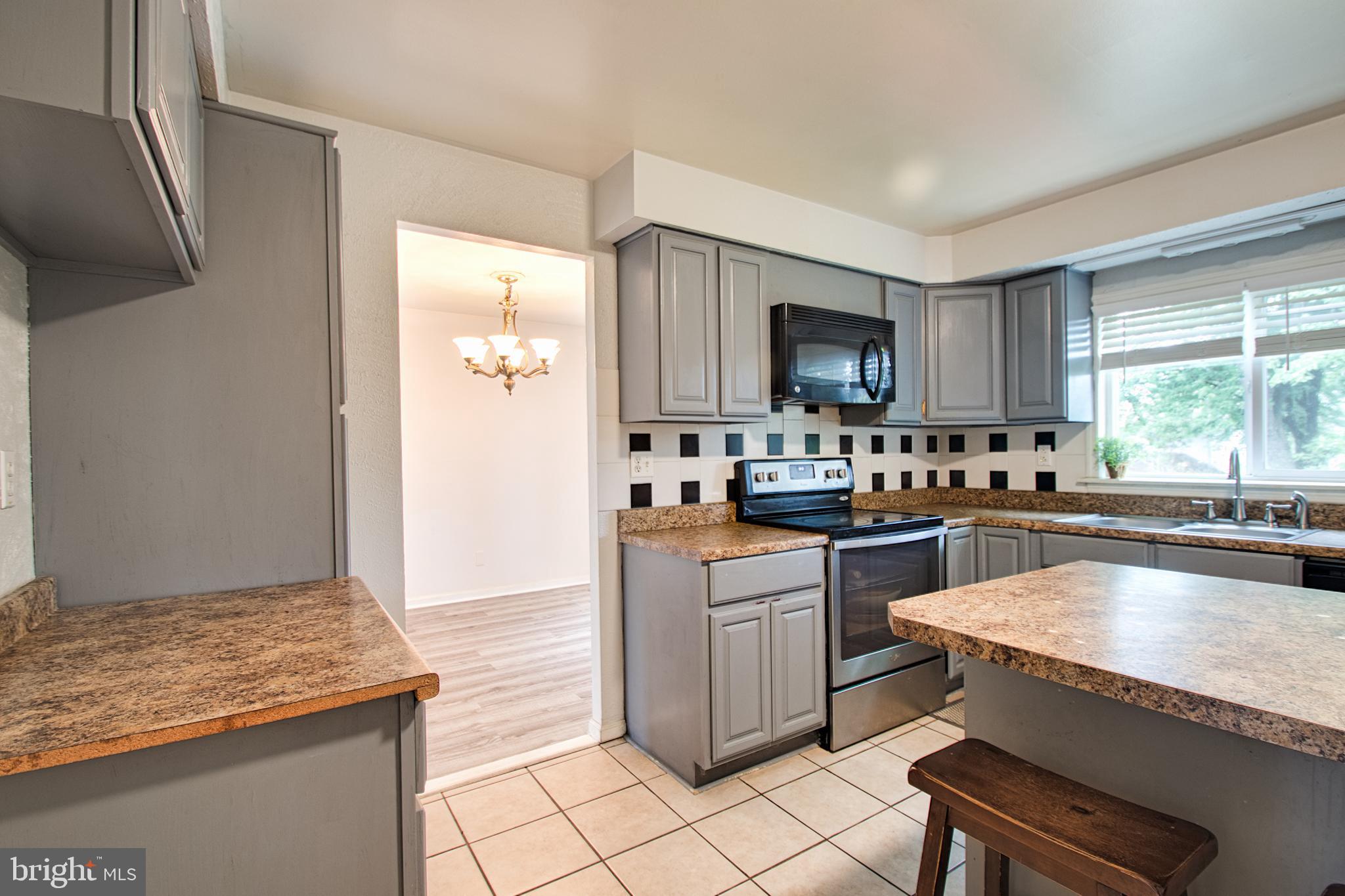 904 Cropwell Road Cherry Hill, NJ 08003 - Photo 7 of 31 Gallery Image 7