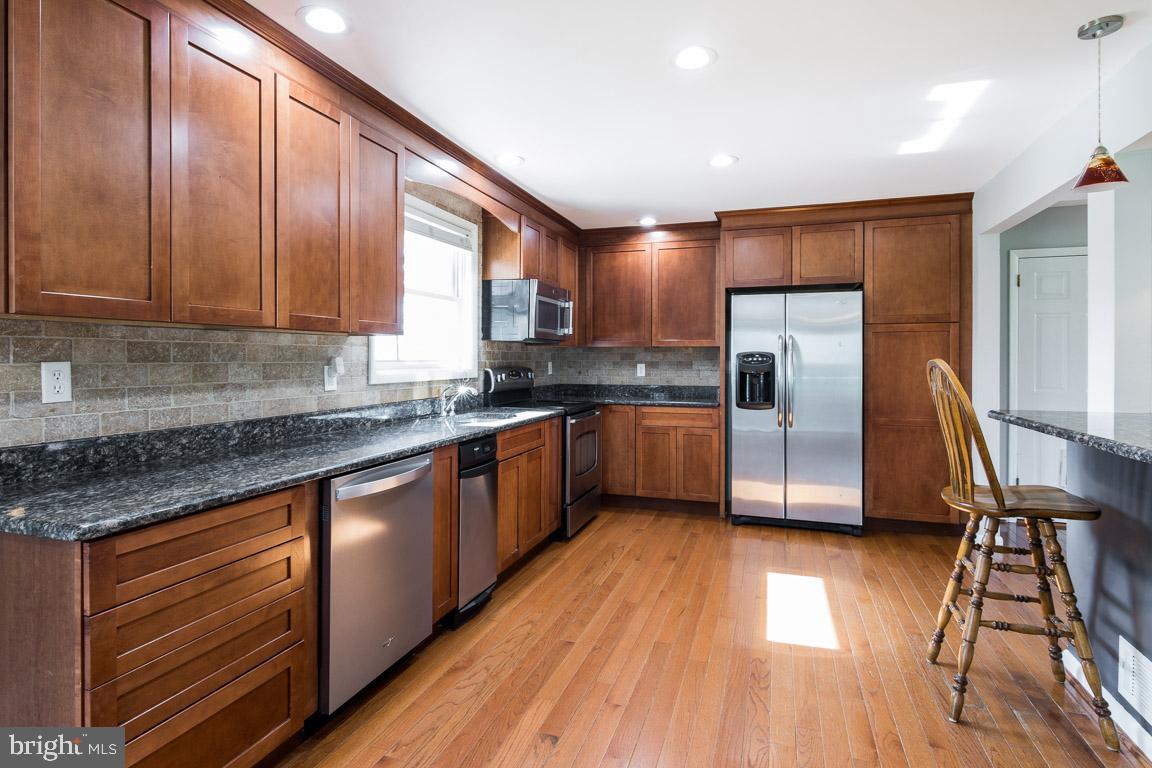 9907 Marilynn Road Perry Hall, MD 21128 - Photo 17 of 50 Stainless Steel Appliances