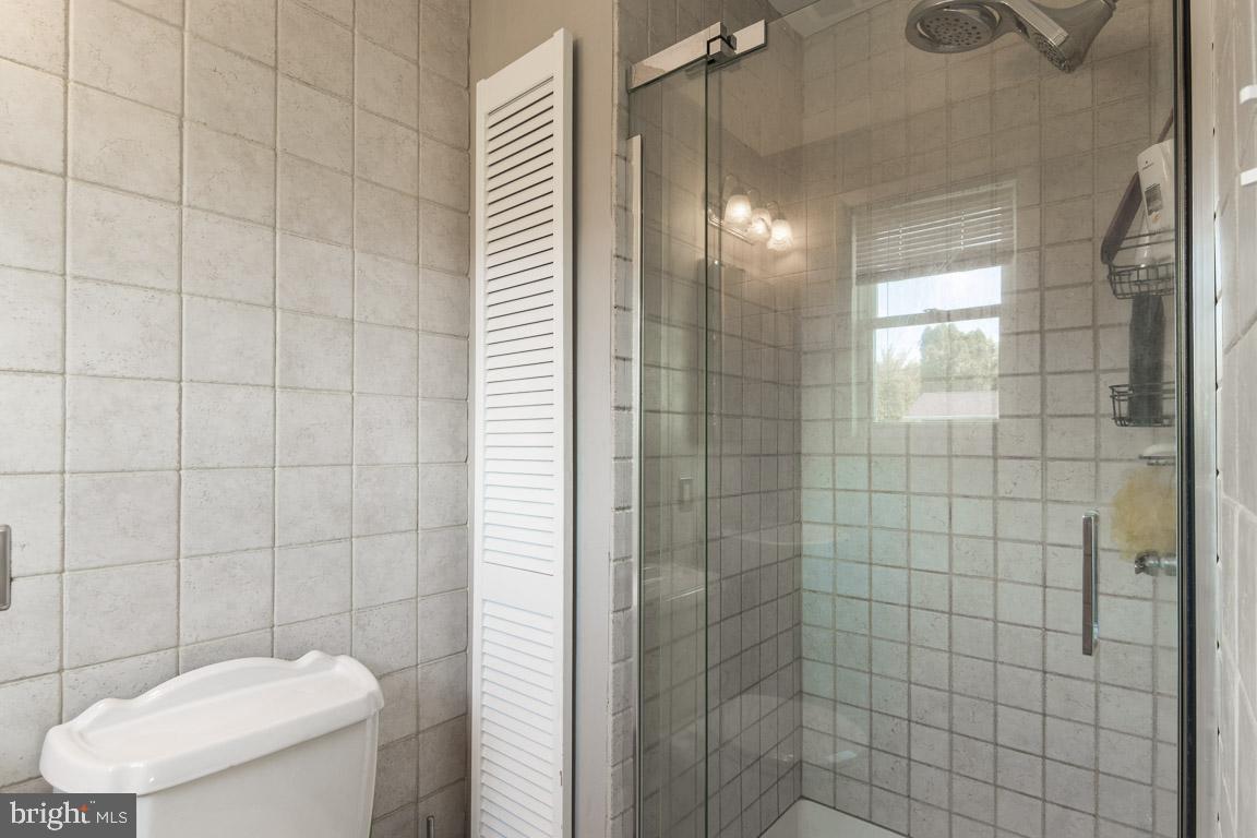 9907 Marilynn Road Perry Hall, MD 21128 - Photo 23 of 50 Primary Bathroom