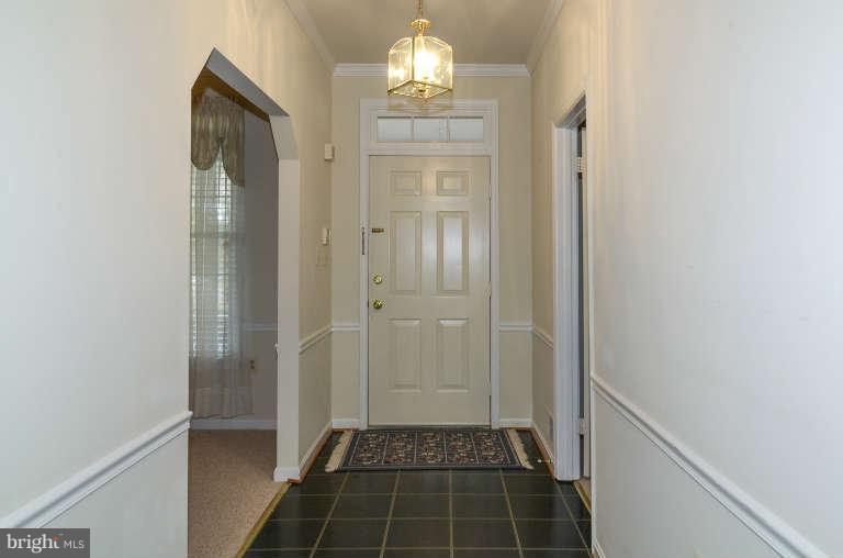 31 Bryants Nursery Road Silver Spring, MD 20905 - Photo 3 of 28 Interior (General)