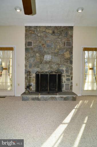 31 Bryants Nursery Road Silver Spring, MD 20905 - Photo 7 of 28 Family Room