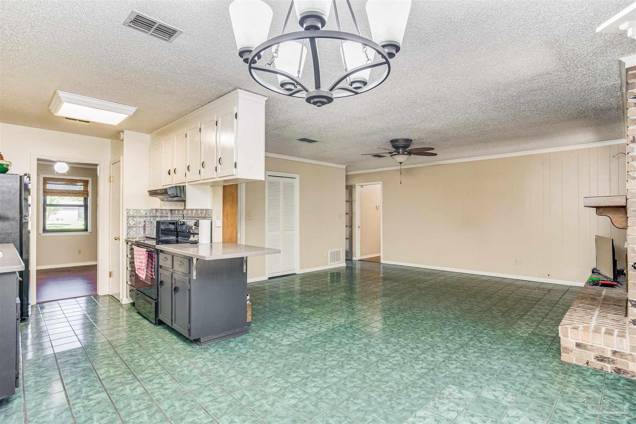 1205 Palisade Road Pensacola, FL 32504 - Photo 15 of 37 Gallery Image 15