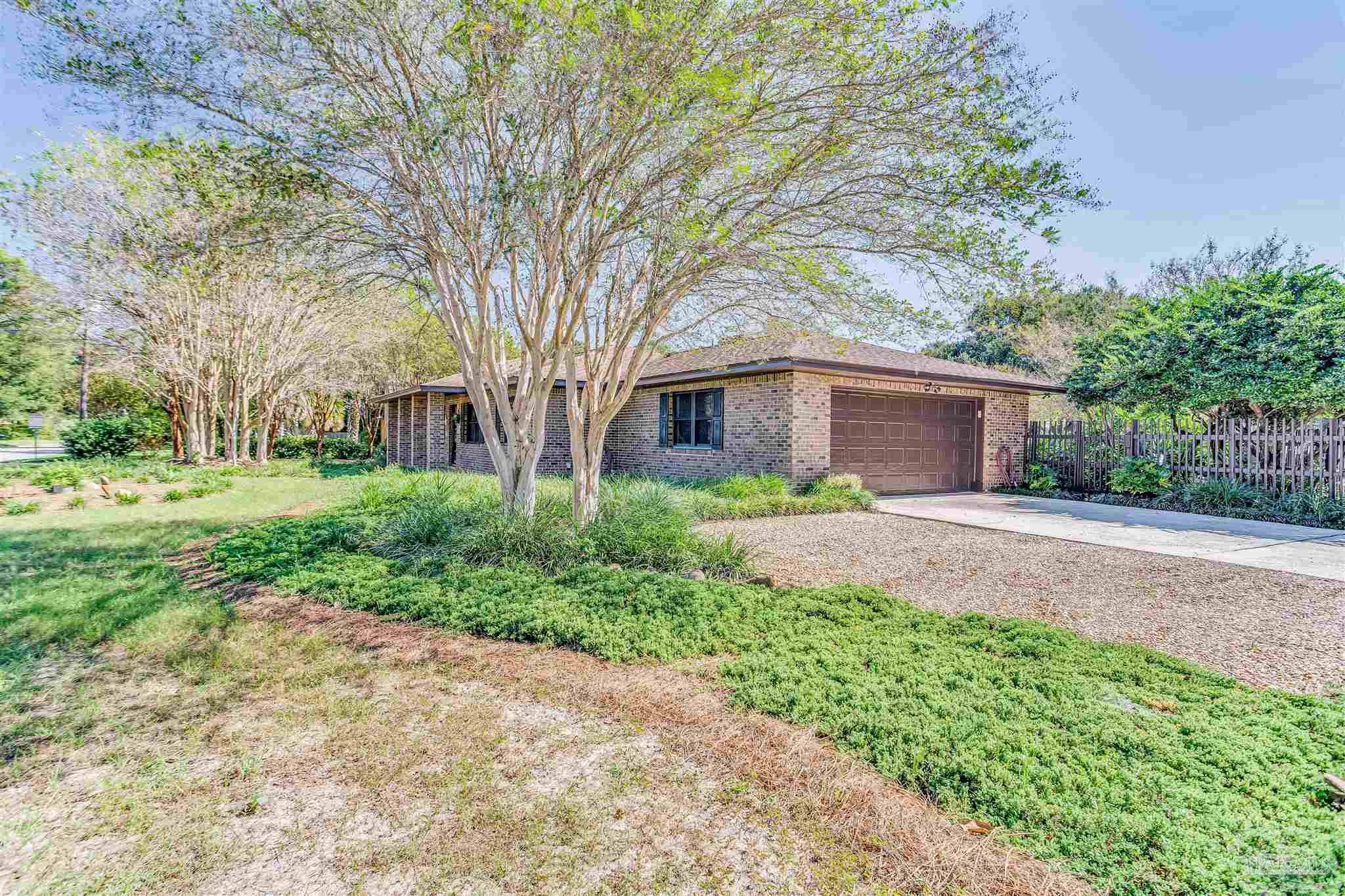 1205 Palisade Road Pensacola, FL 32504 - Photo 3 of 37 Gallery Image 3