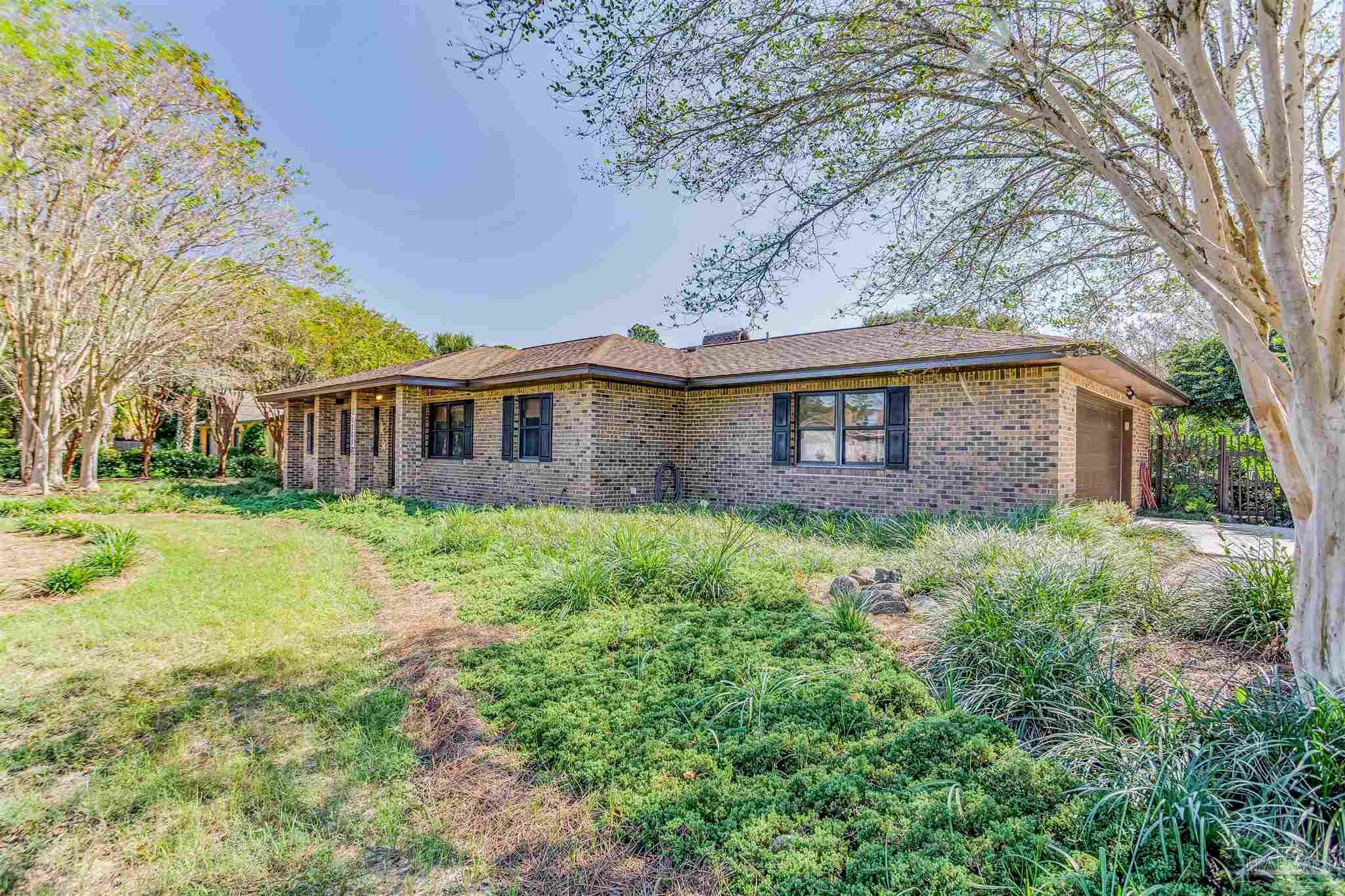 1205 Palisade Road Pensacola, FL 32504 - Photo 4 of 37 Gallery Image 4