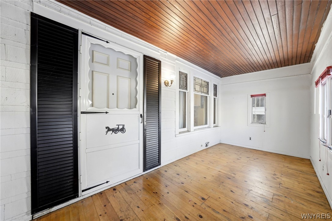 65 Hammerschmidt Avenue Buffalo, NY 14210 - Photo 3 of 30 Enclosed Porch