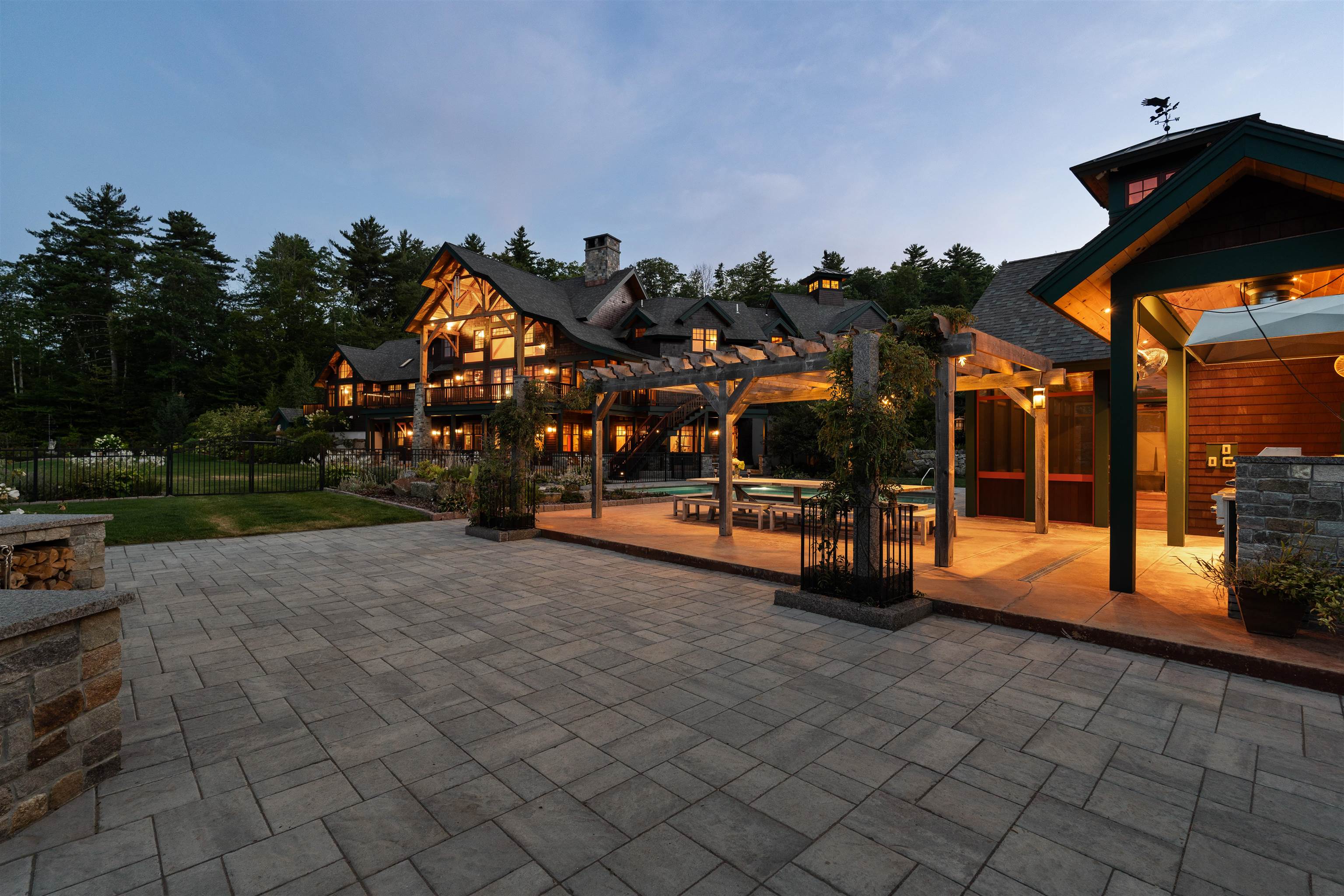 827 Davis Hill Road Conway, NH 03813 - Photo 4 of 60