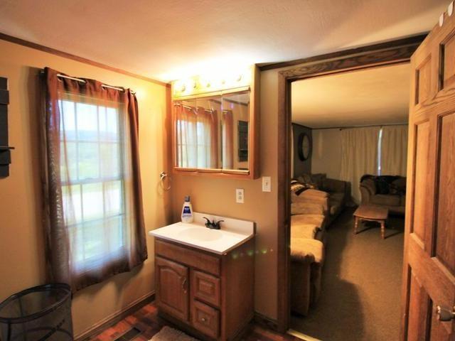 8910 State Rte 27 Pittsfield, PA 16340 - Photo 17 of 41 Gallery Image 17