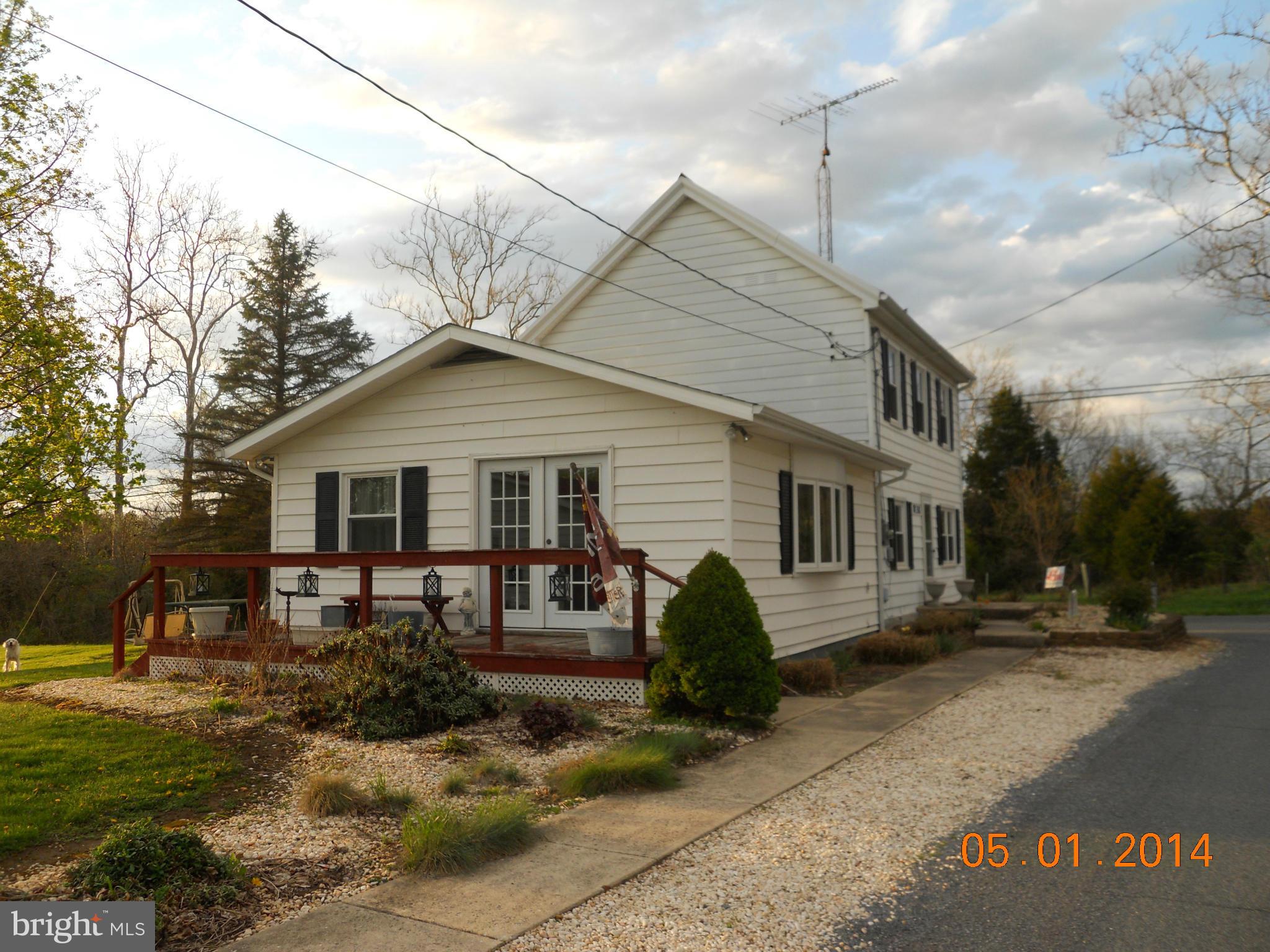 8138 Avis Mill Road Williamsport, MD 21795 - Photo 2 of 27 Exterior (General)