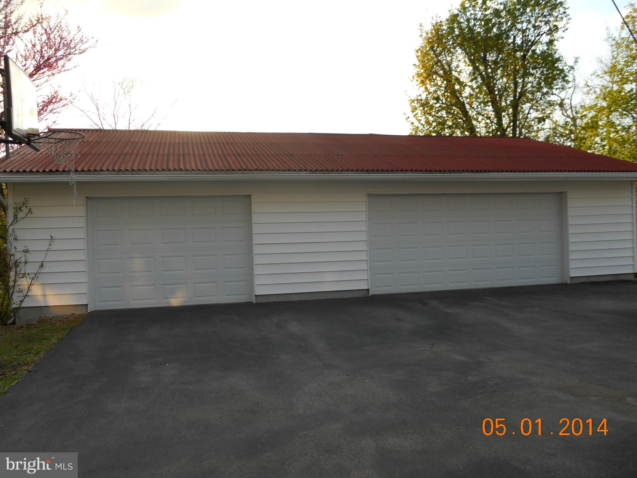 8138 Avis Mill Road Williamsport, MD 21795 - Photo 4 of 27 Exterior (General)