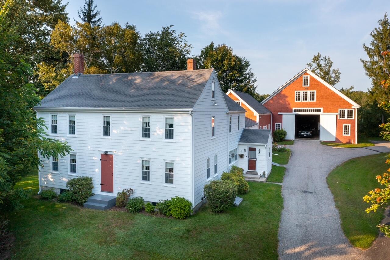 105 Tuttle Rd-Exterior