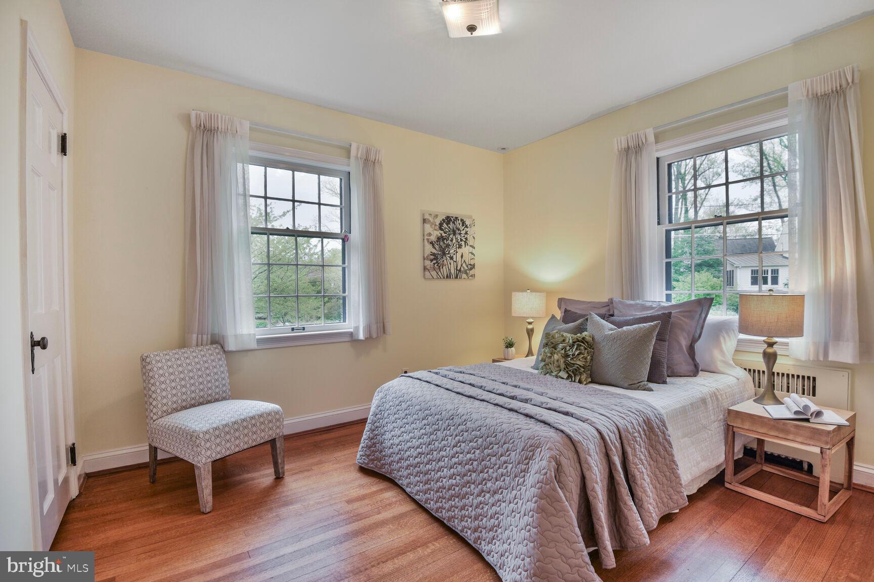 1200 Highland Drive Silver Spring, MD 20910 - Photo 16 of 39 Main level BR (or den/office) has adjoining BA